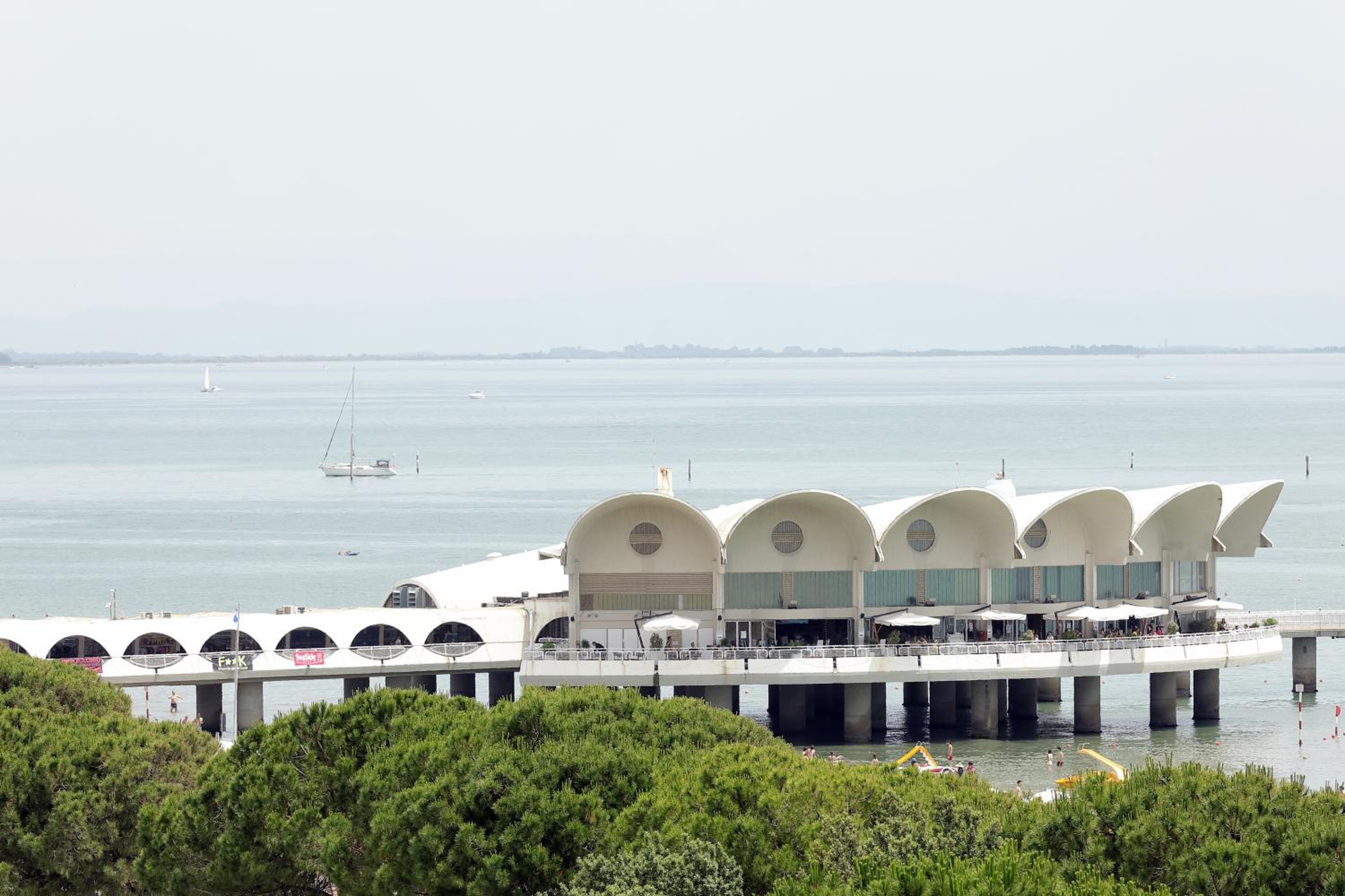 Skyresidence photo 2