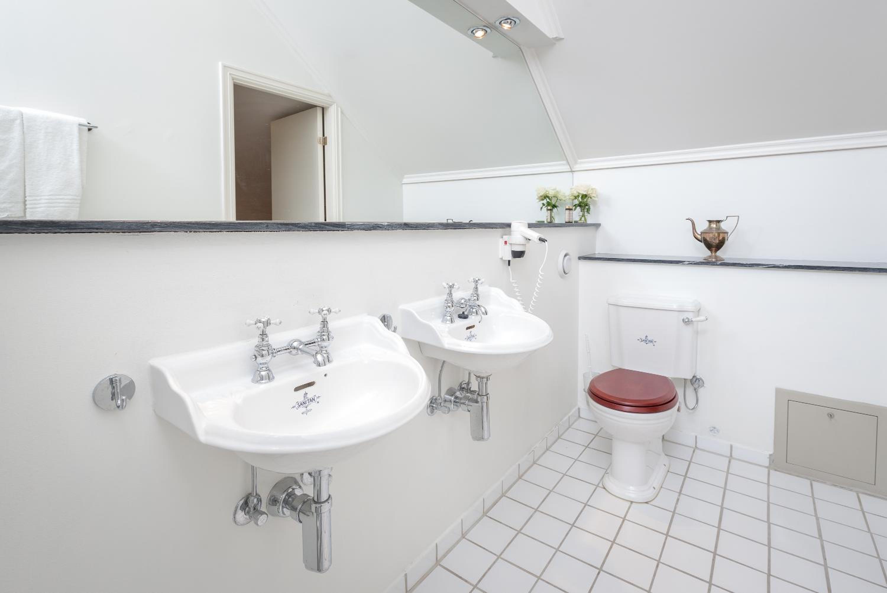 Sandnes Vacations - GamlaVaerket Hotel - Property Image 8