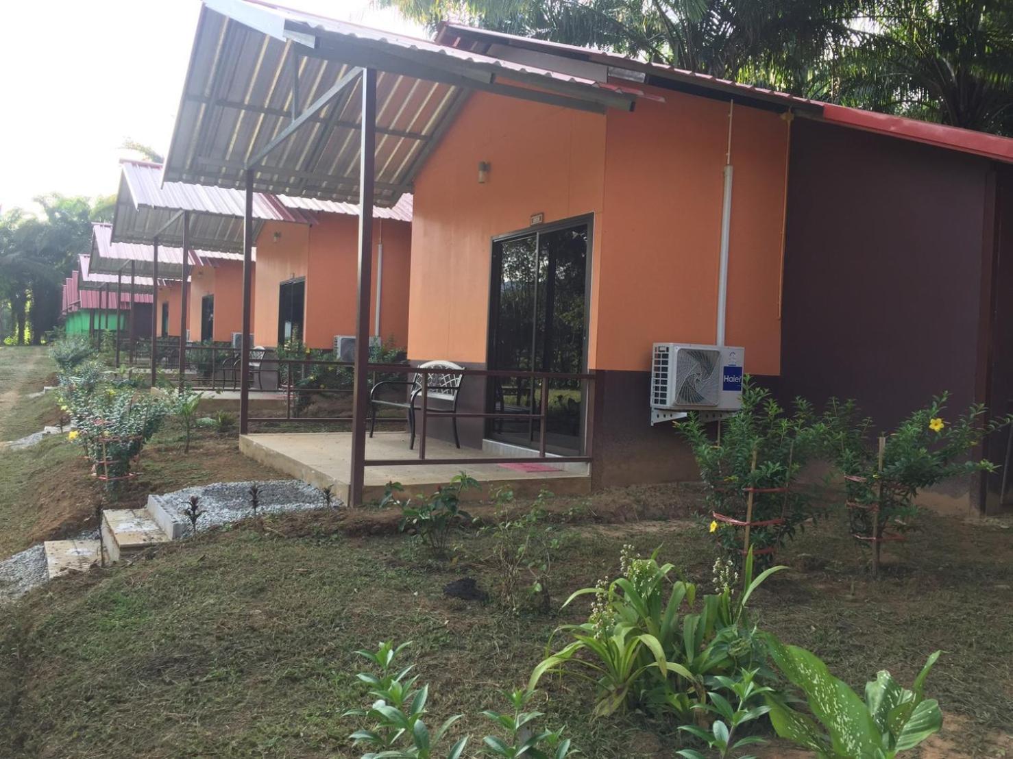Khao Sok Evergreen House