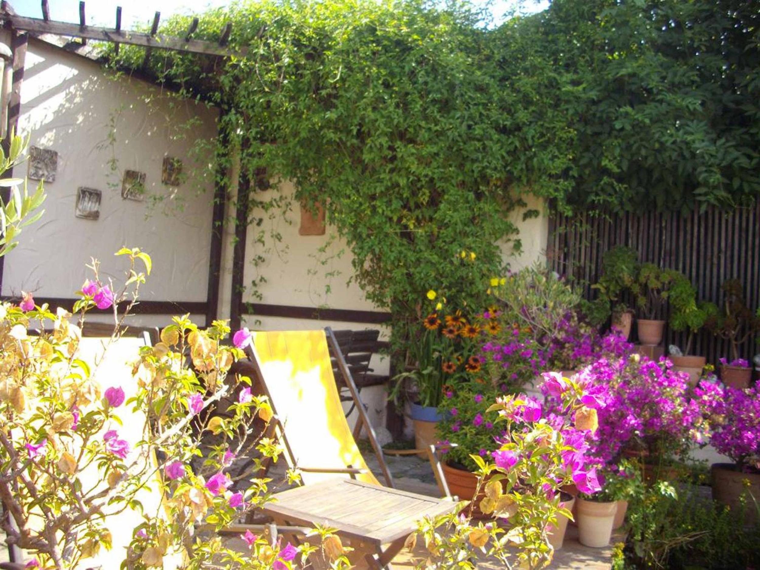 Ferienwohnung Blütentraum view 2