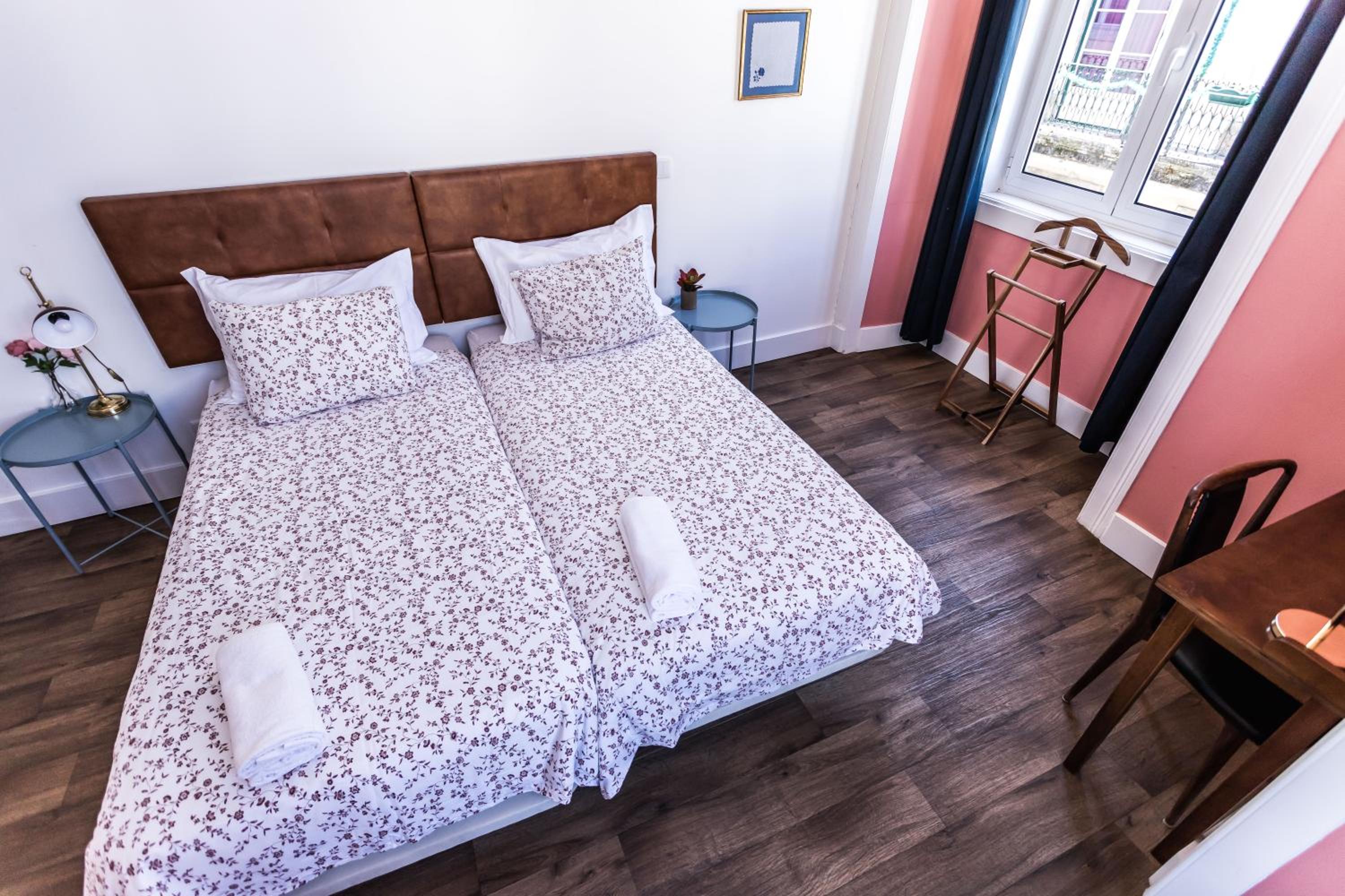 Home Lisbon Hostel 26