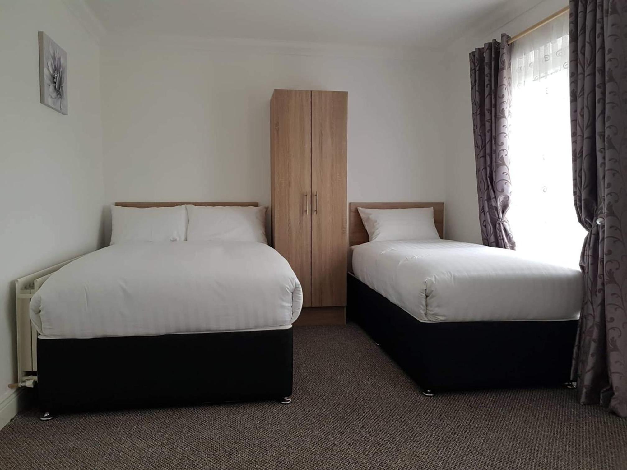 Bright elegant room park view