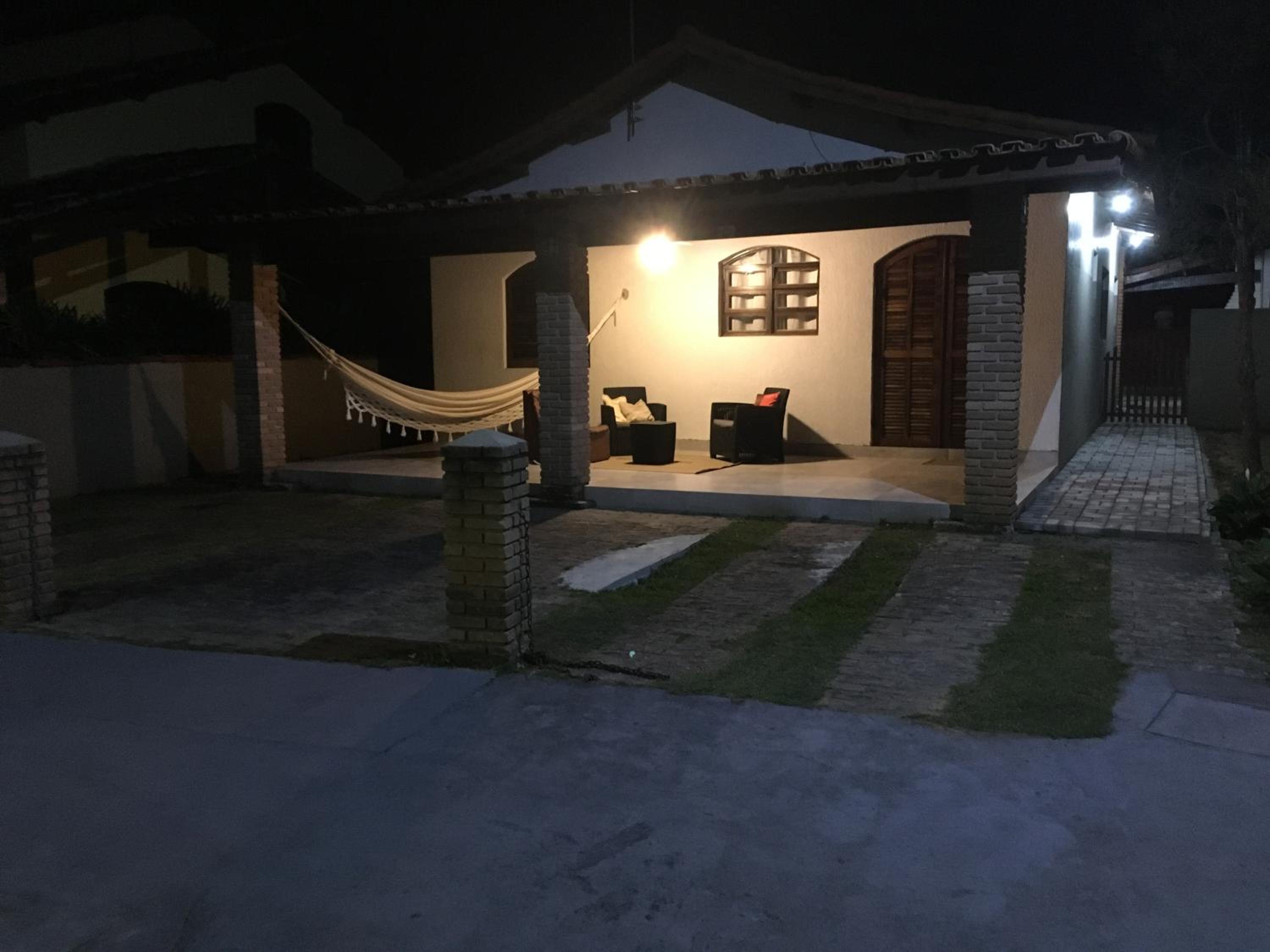 Casa com Piscina Exclusiva - Condomínio em frente ao Mar - Portaria 24h