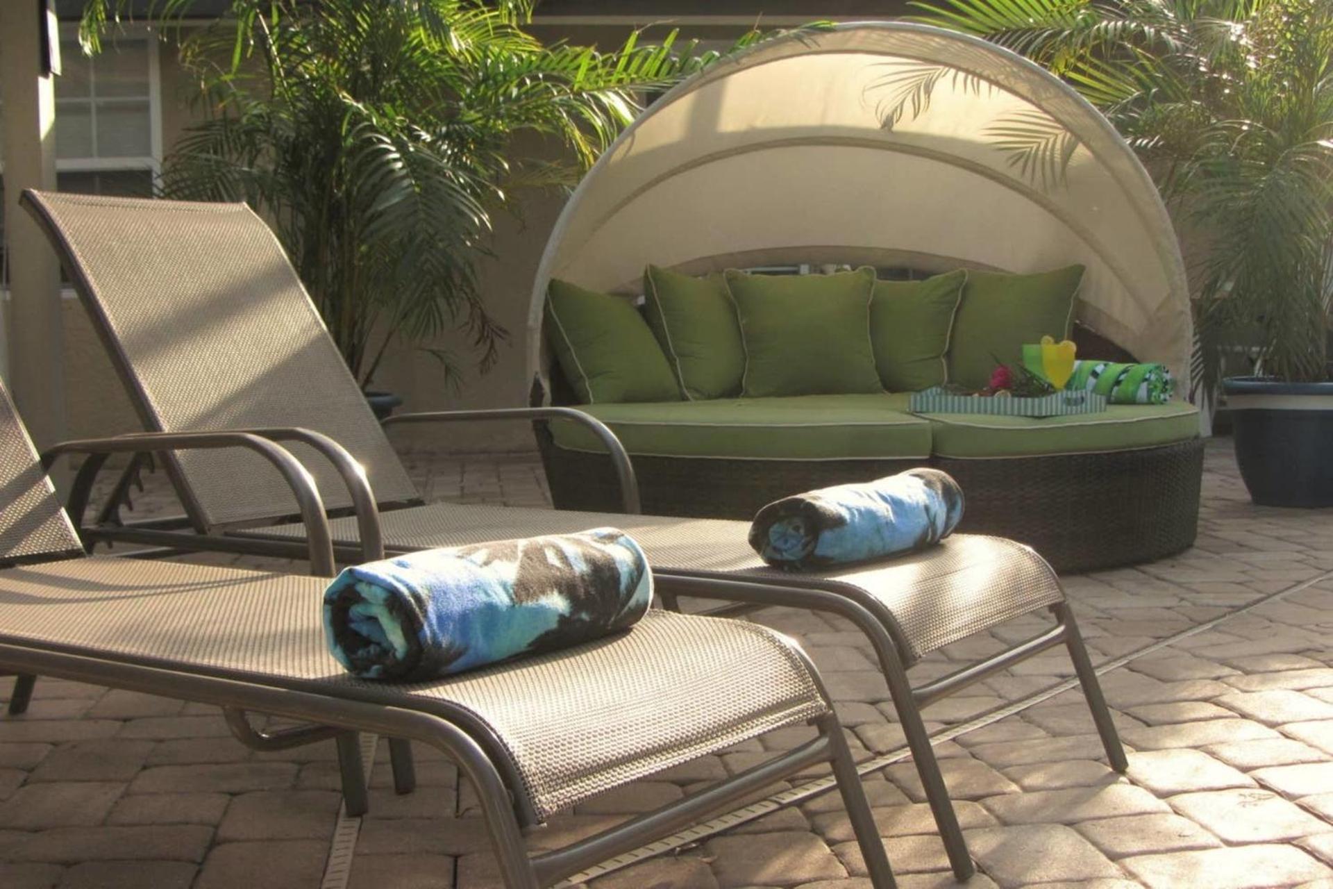 Beach Cottage with heated pool just off Siesta Key - Property Image 24