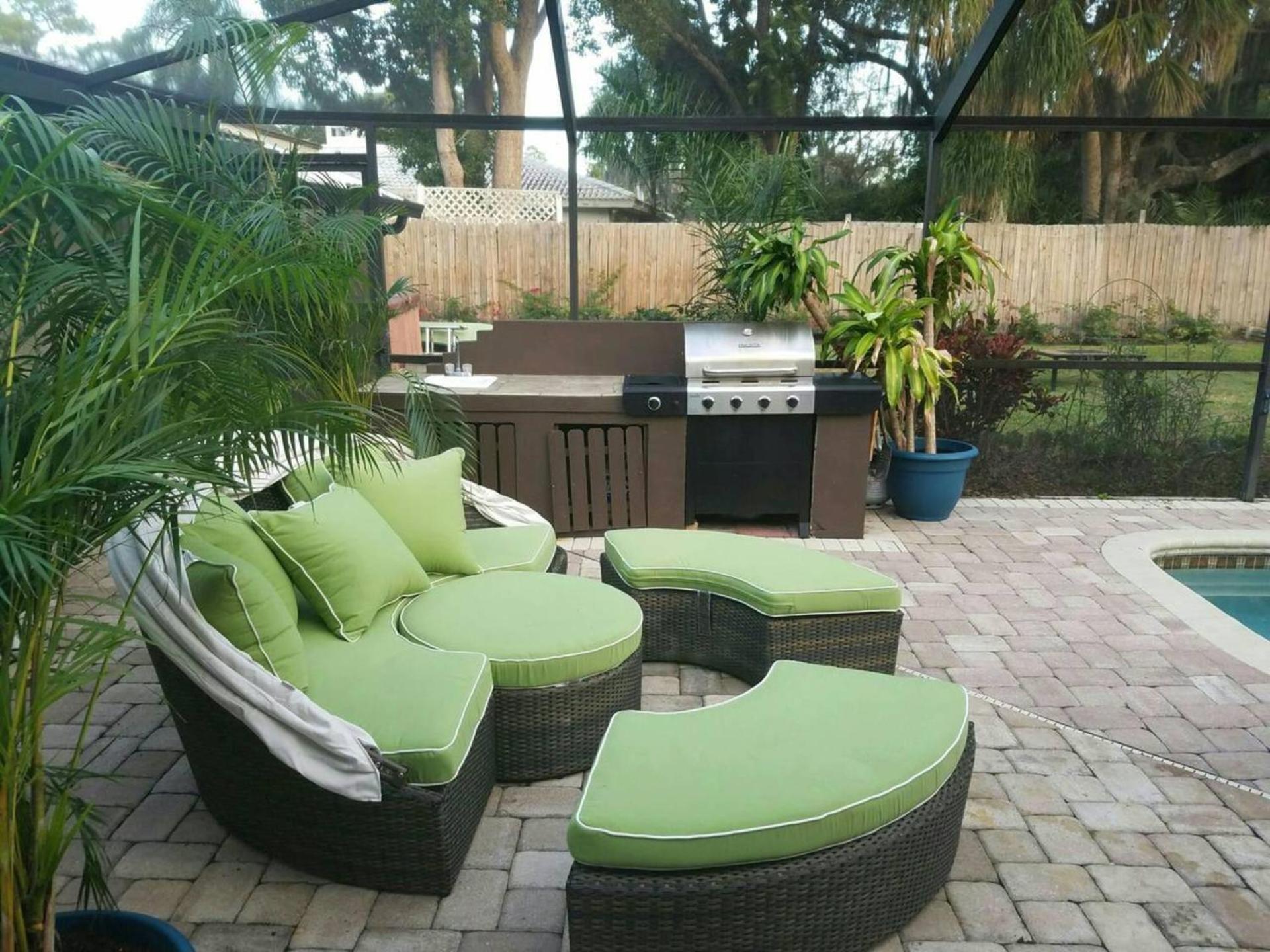 Beach Cottage with heated pool just off Siesta Key - Property Image 25