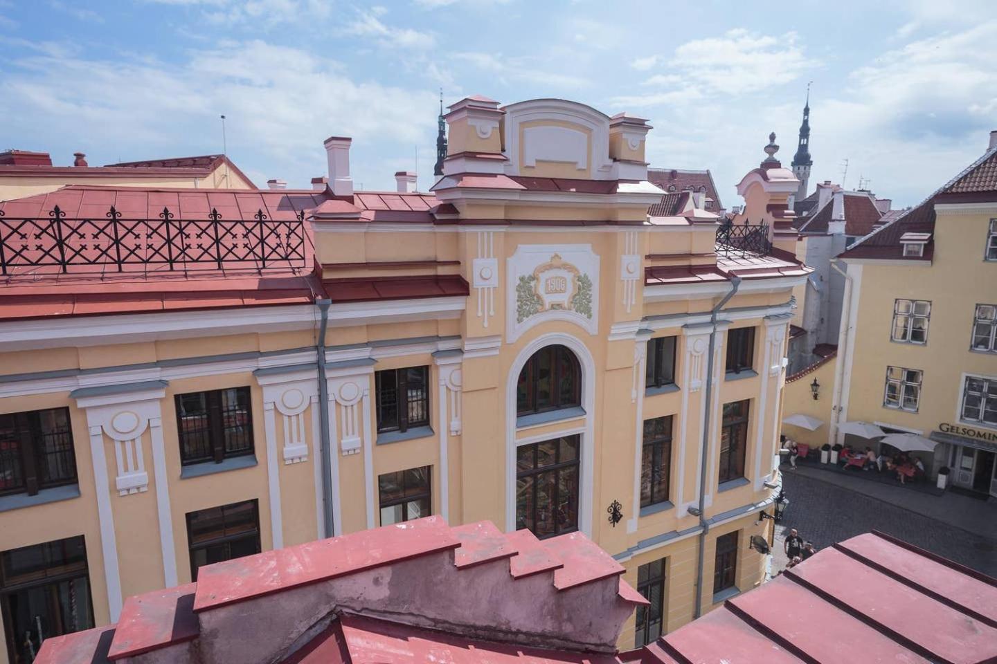Tallinn Vacations - Luxury penthouse with terrace  sauna in Old Town - Property Image 4