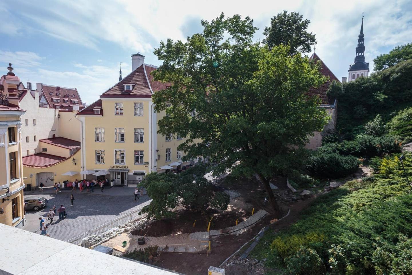 Tallinn Vacations - Luxury penthouse with terrace  sauna in Old Town - Property Image 11