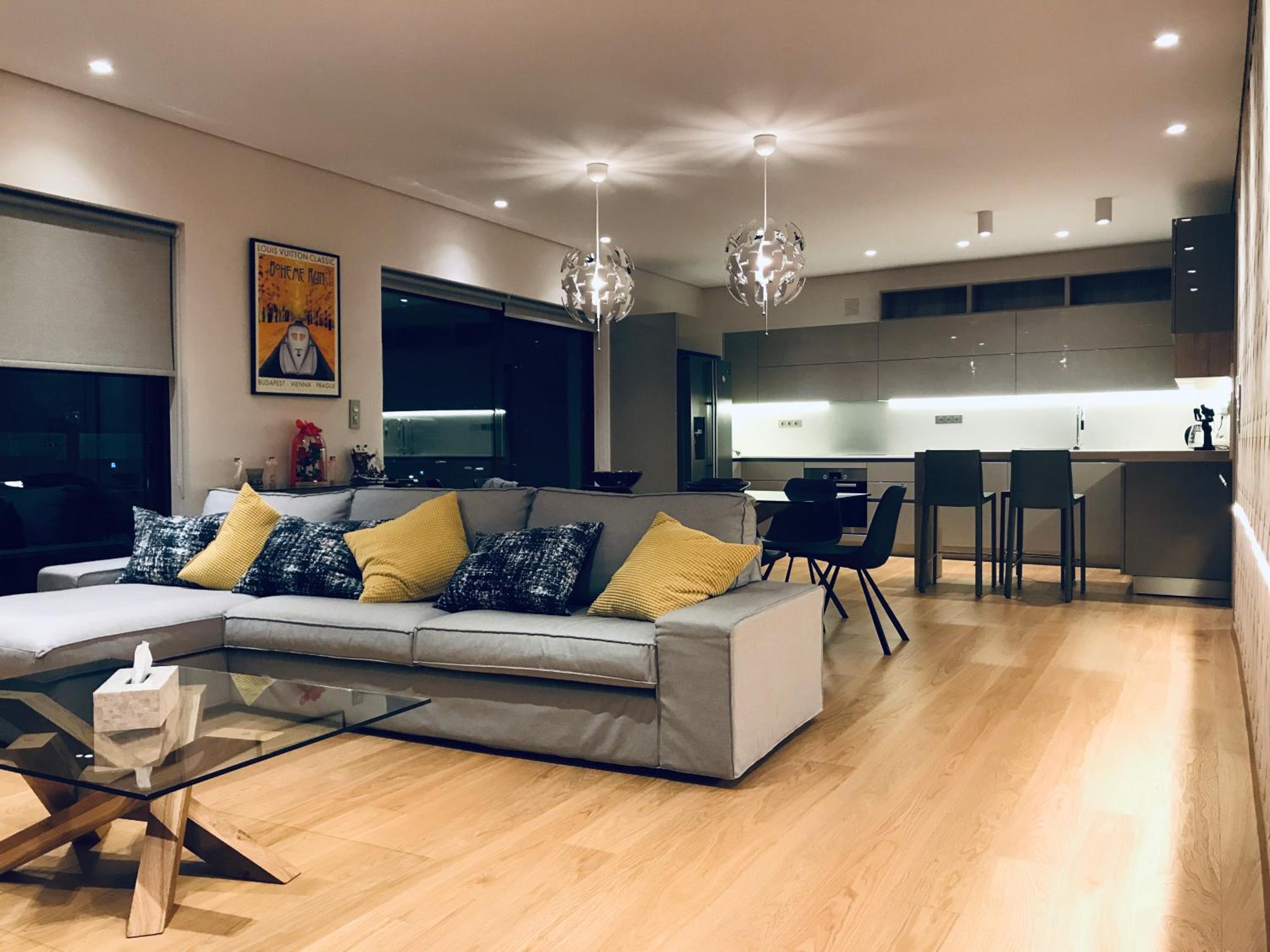 Luxury & Stylish Family Apartment photo 3
