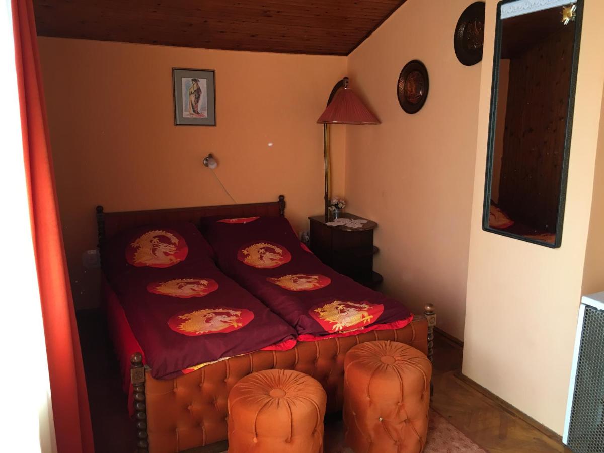 Emmy Apartman view 3