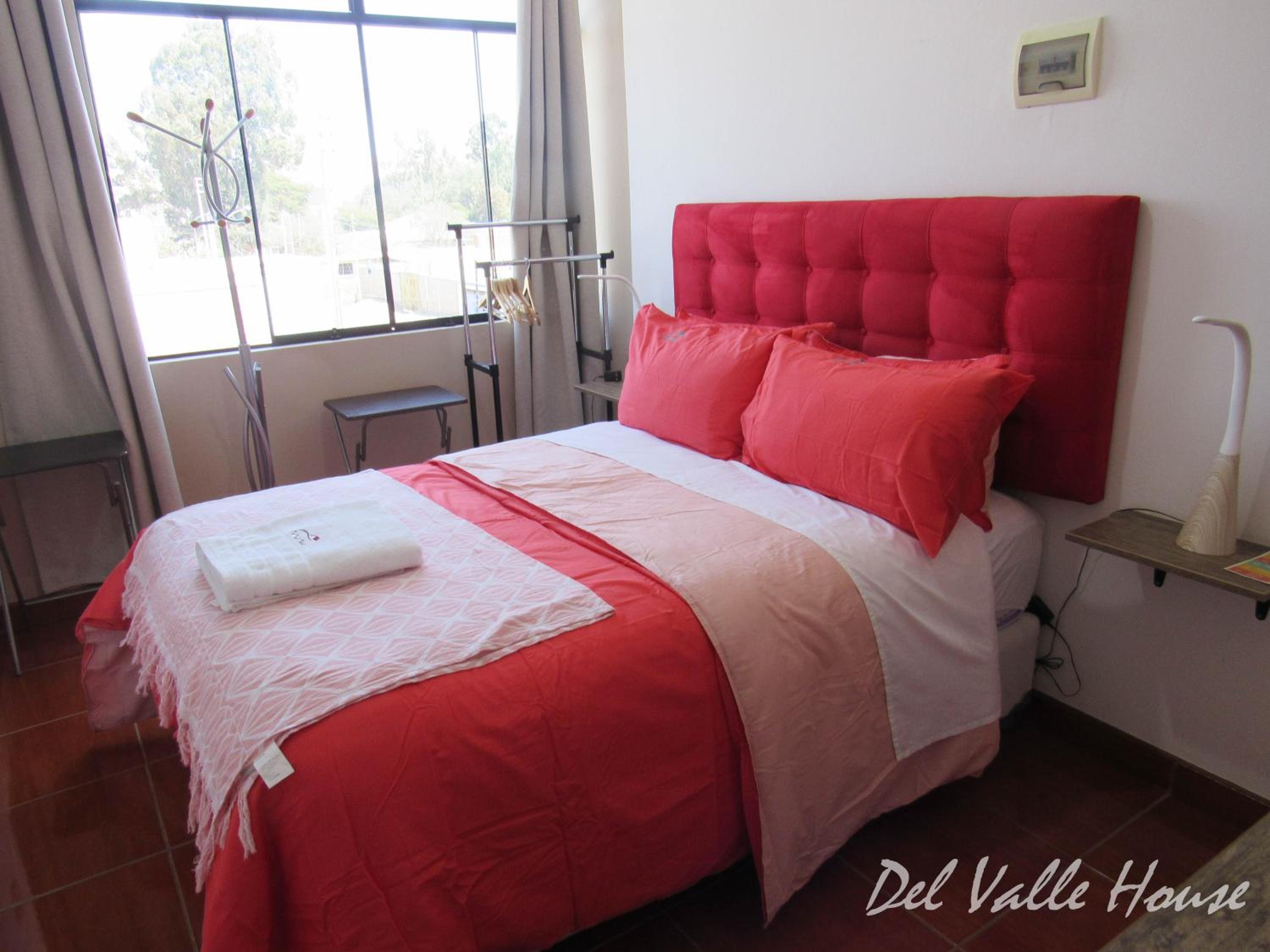Del Valle House