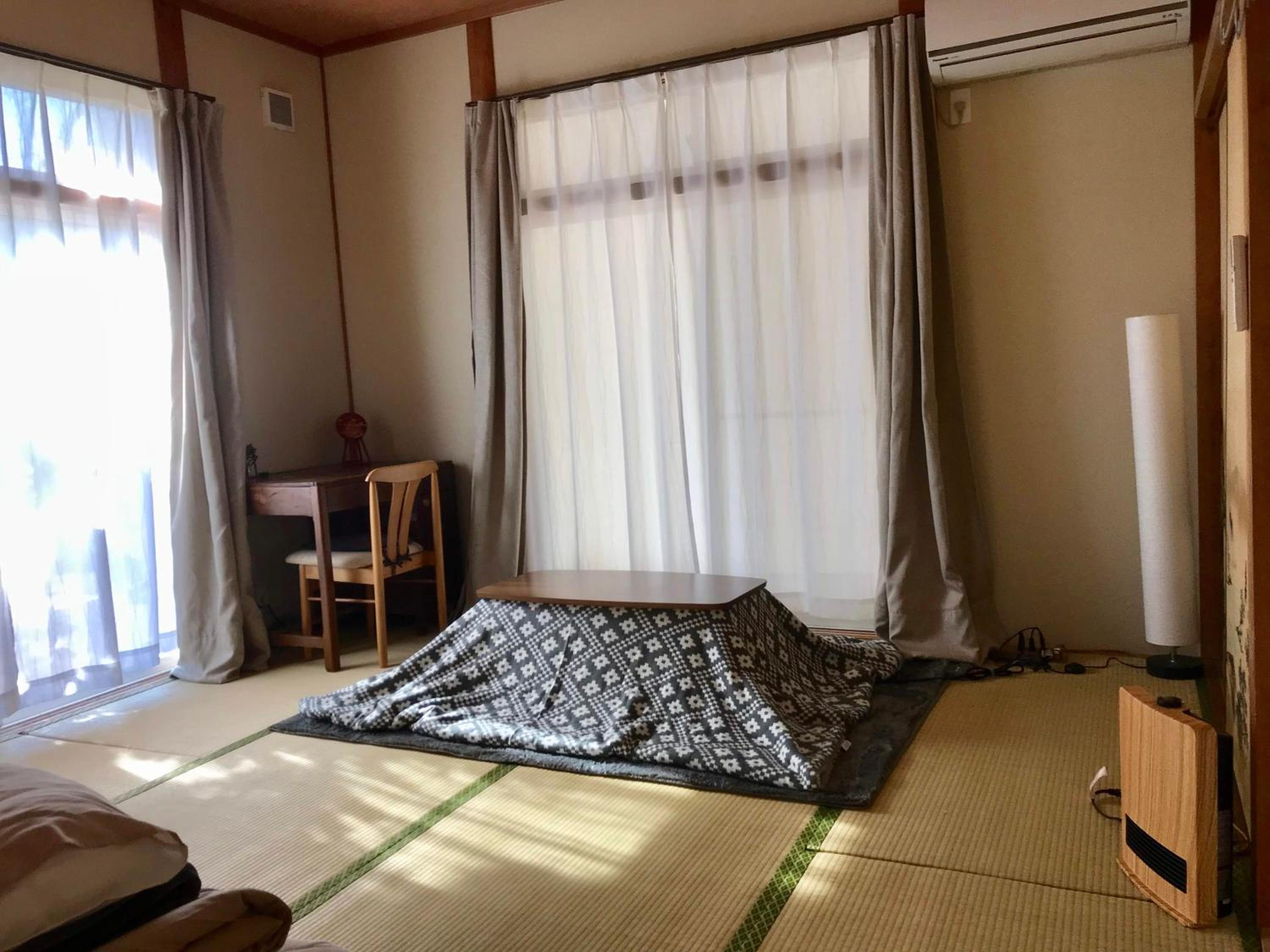 Tsushima White House