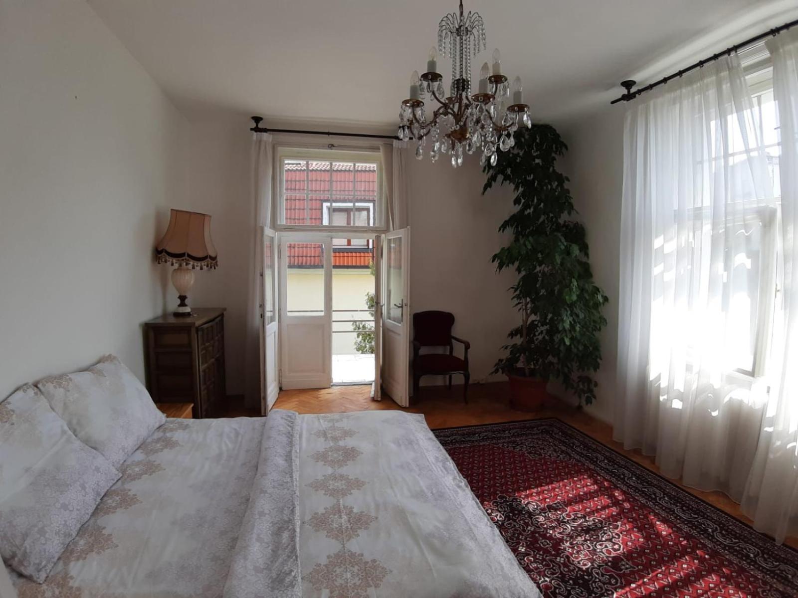 Rooms in Prague-BIG+Comfy