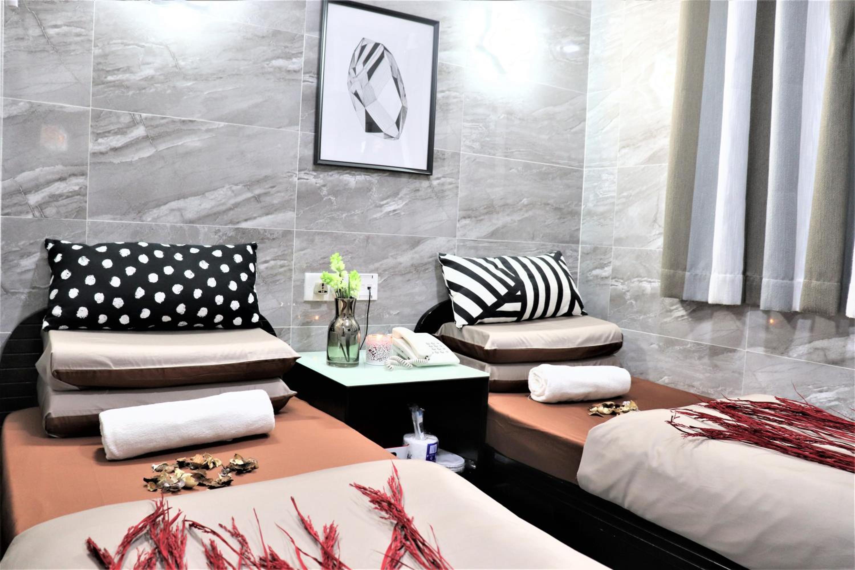 W's Lounge