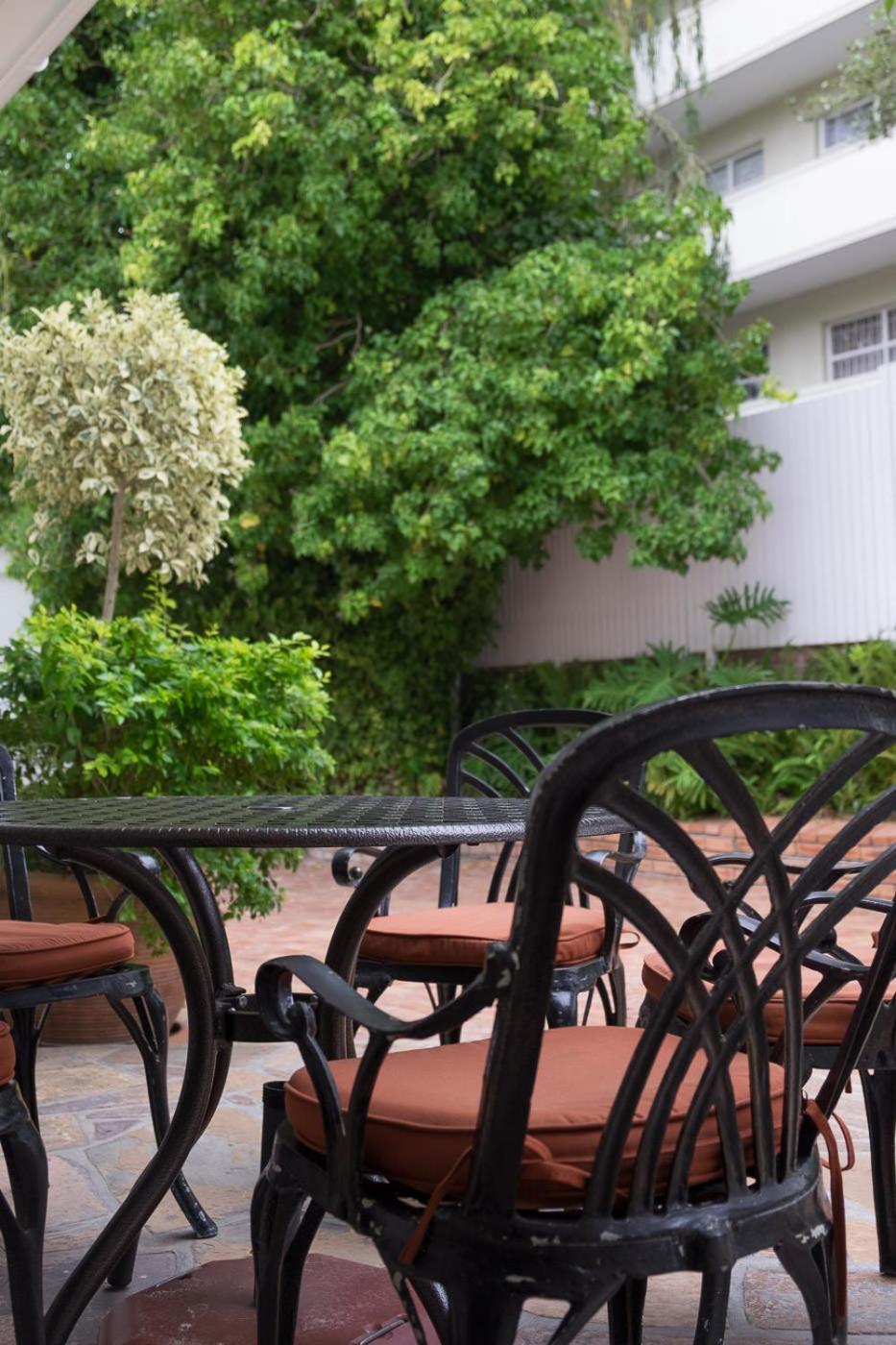 5 Camp Street Guesthouse & Self-catering