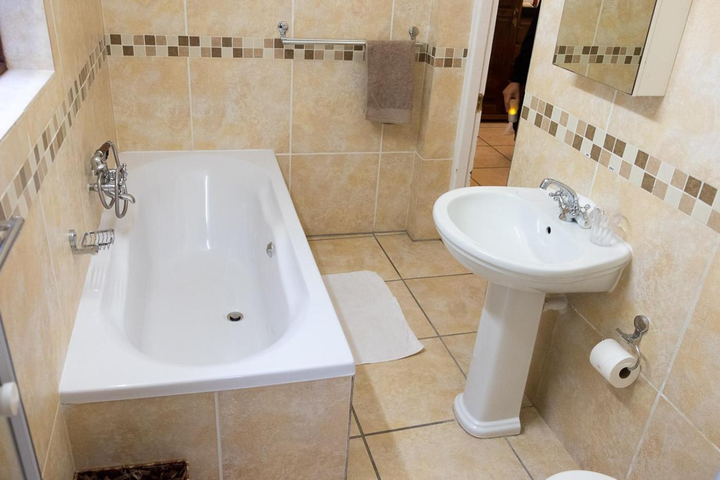 5 Camp Street Guesthouse & Self-catering