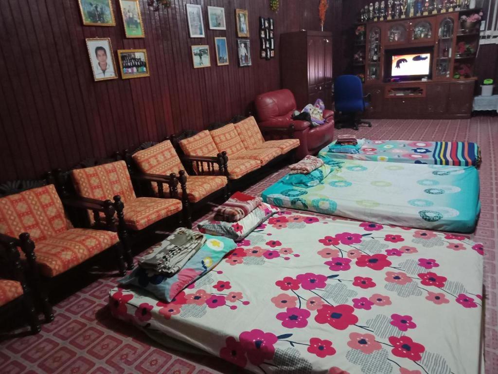 Niah Cave Long House.Lot17. With Dinner & Breakfast photo 3