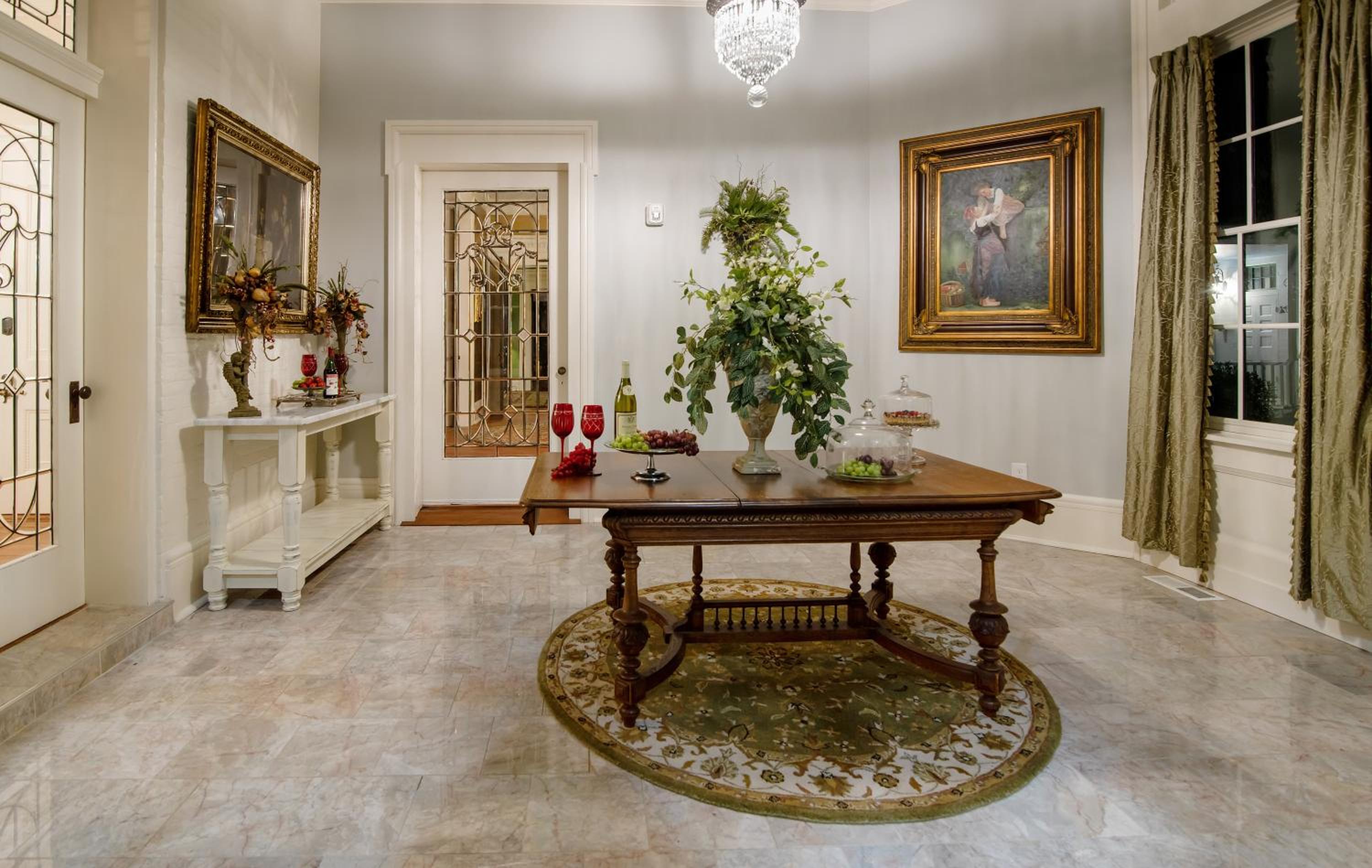 Belle Air Mansion and Inn - Property Image 1