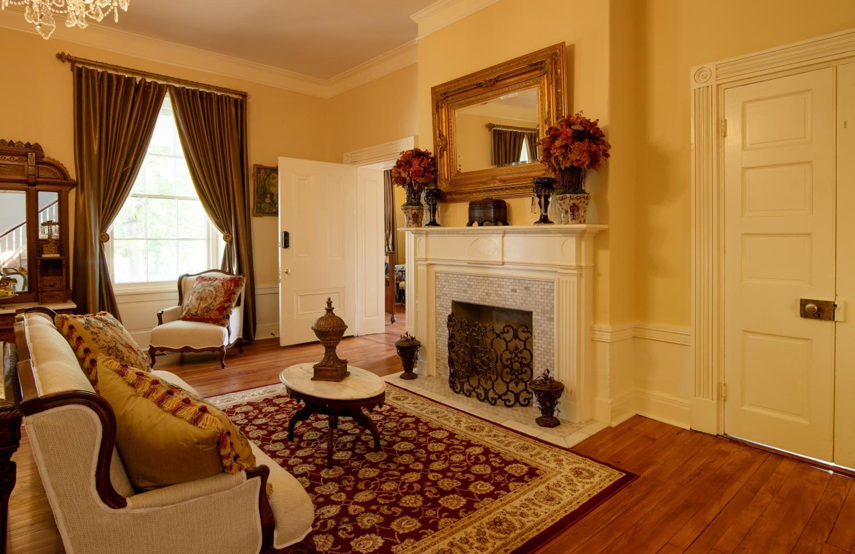 Belle Air Mansion and Inn - Property Image 4