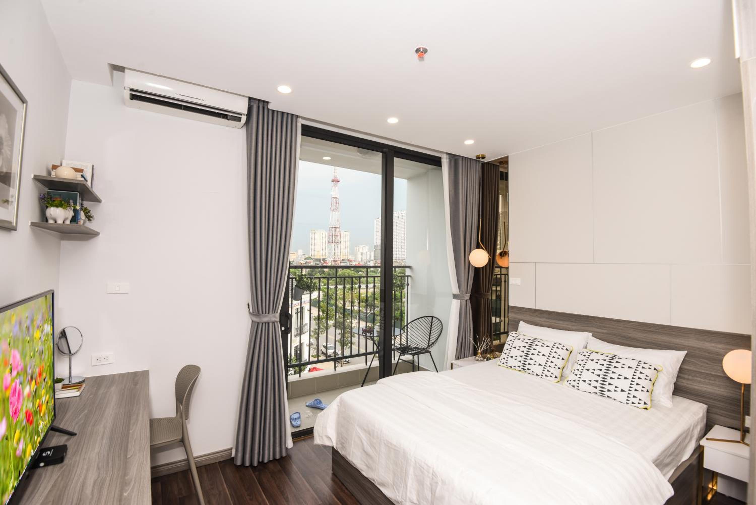 A Cosy Apartment in Vinhomes Green Bay Ha Noi
