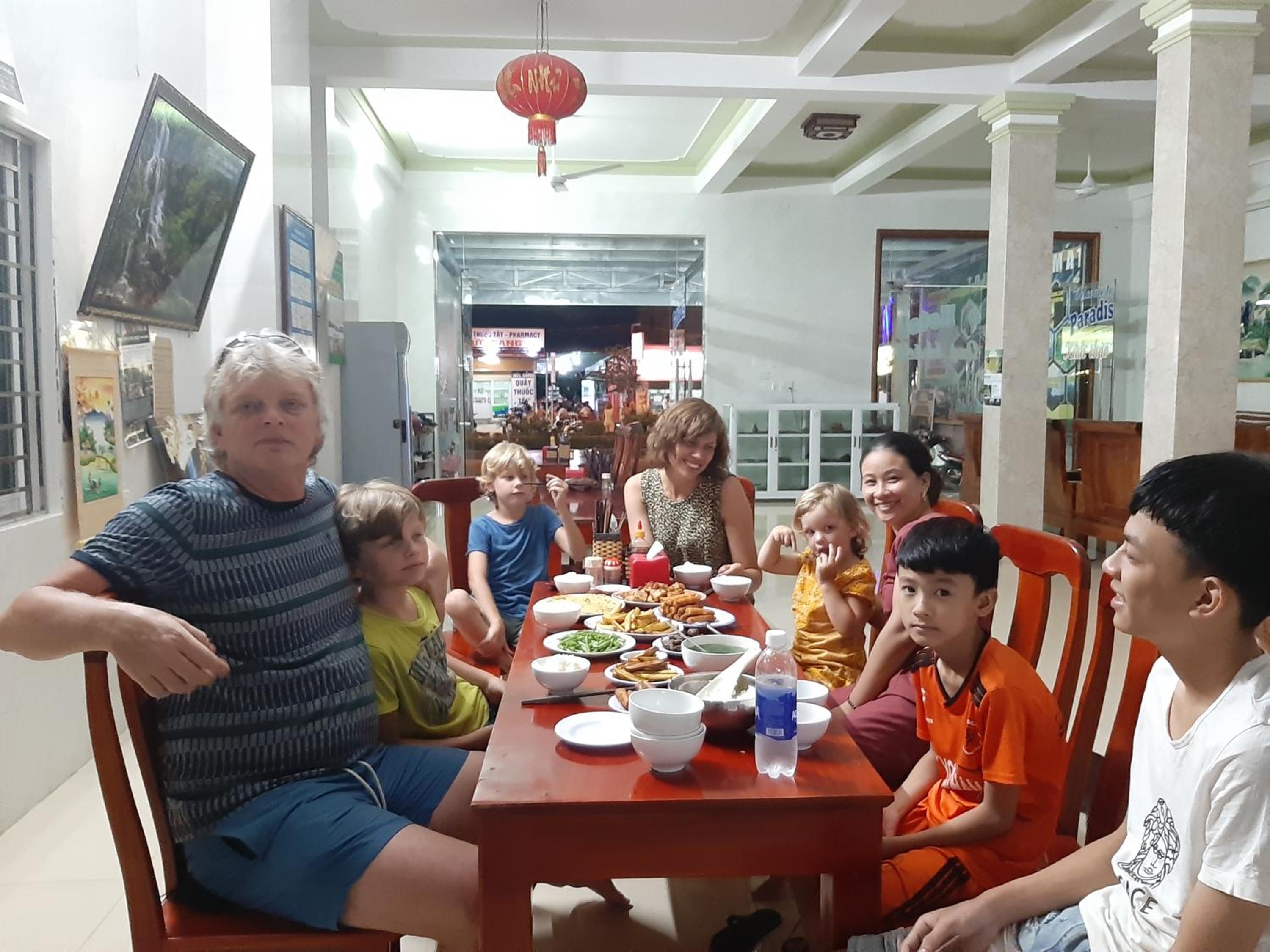 Paradise Hotel, Phong Nha - 13
