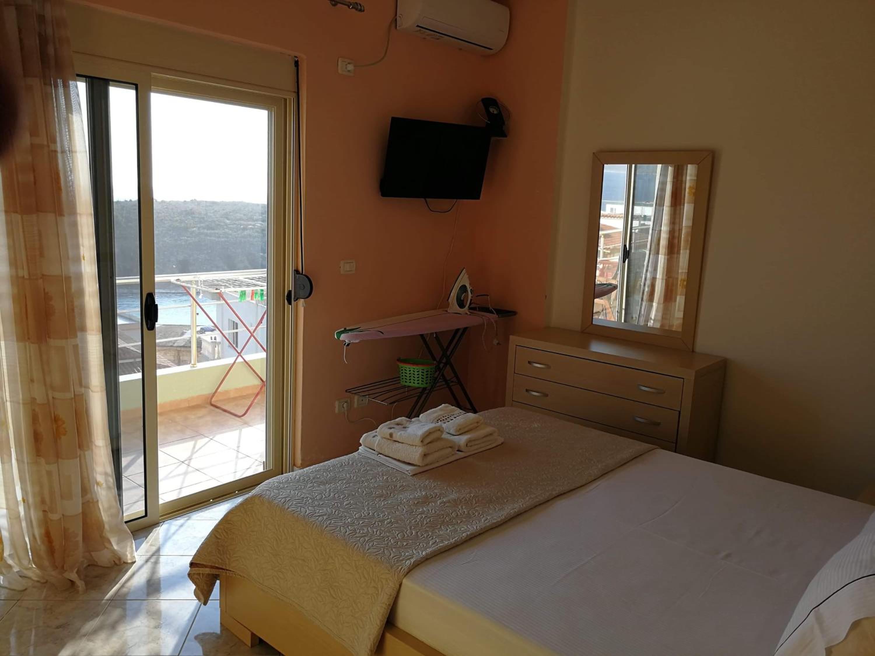 Cozy sea apartment