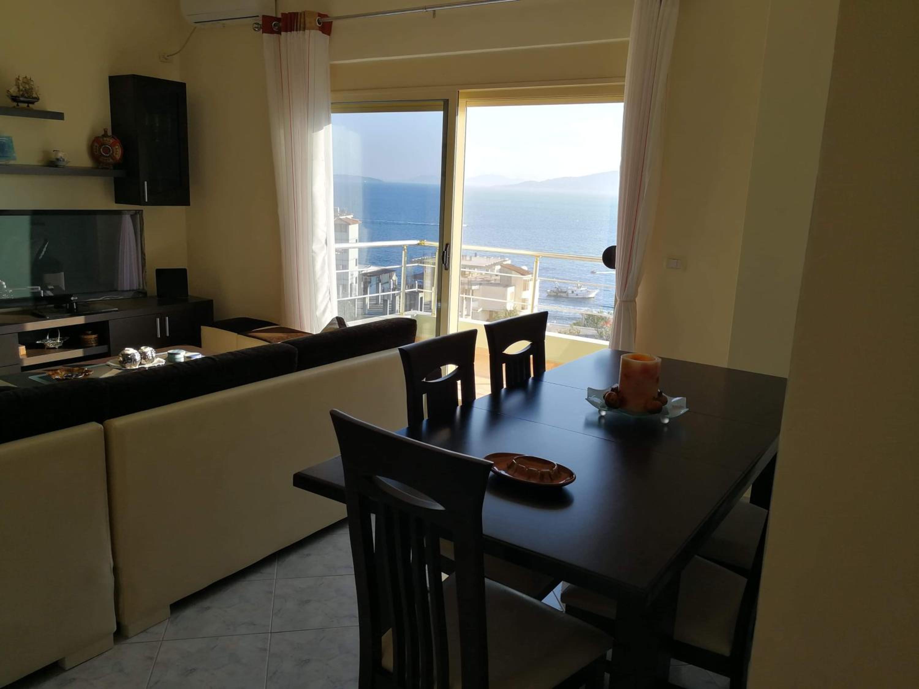 Cozy sea apartment