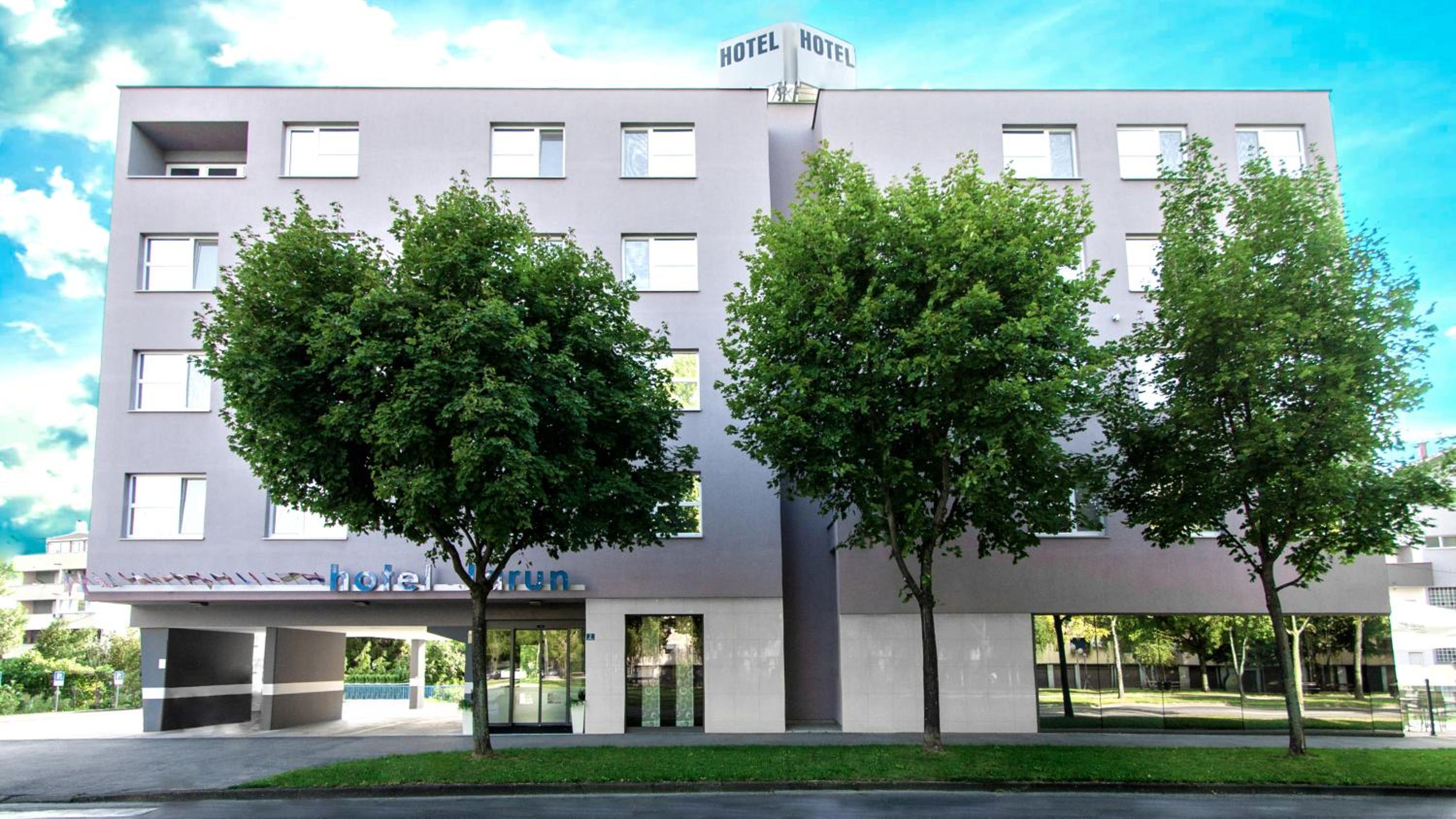 Hotel Jarun - Image 1