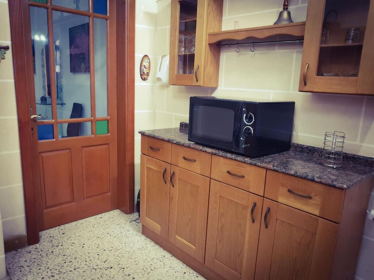 Ground Floor apartment by the Sea - close to Main Square photo 5
