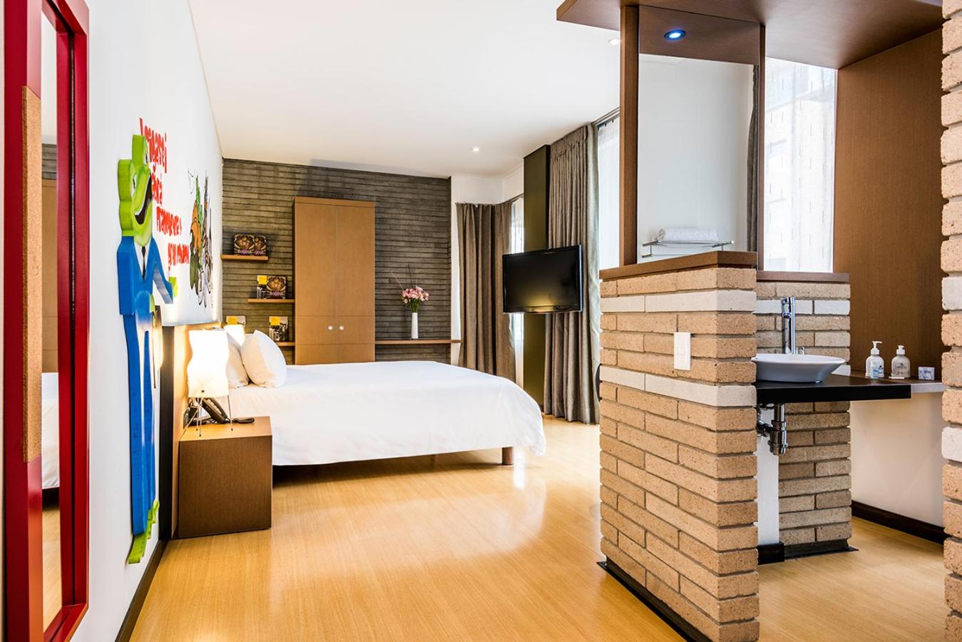 Hotel Viaggio Nueve Trez - Property Image 2