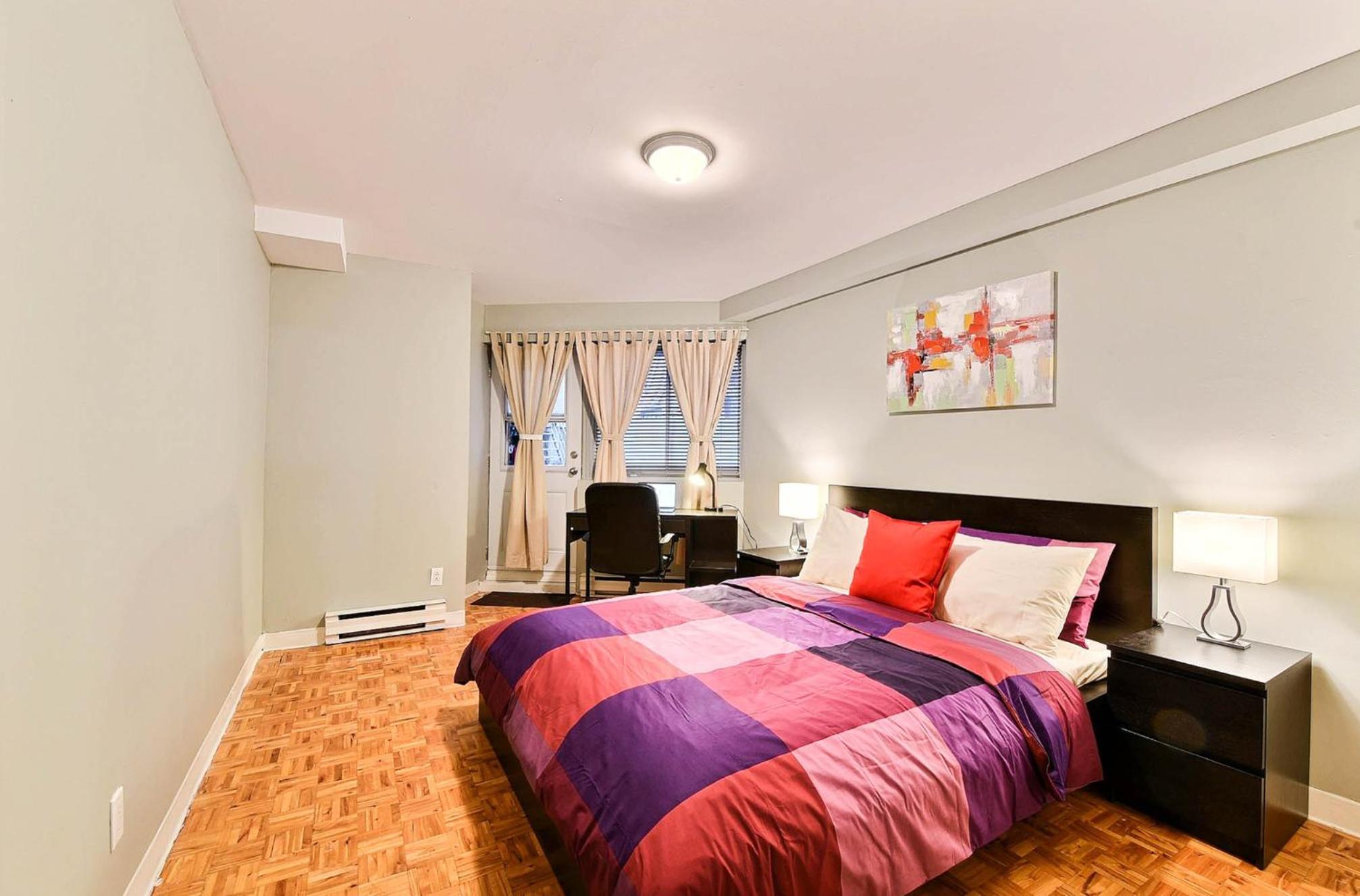 APARTMENT HOTEL ST-DENIS