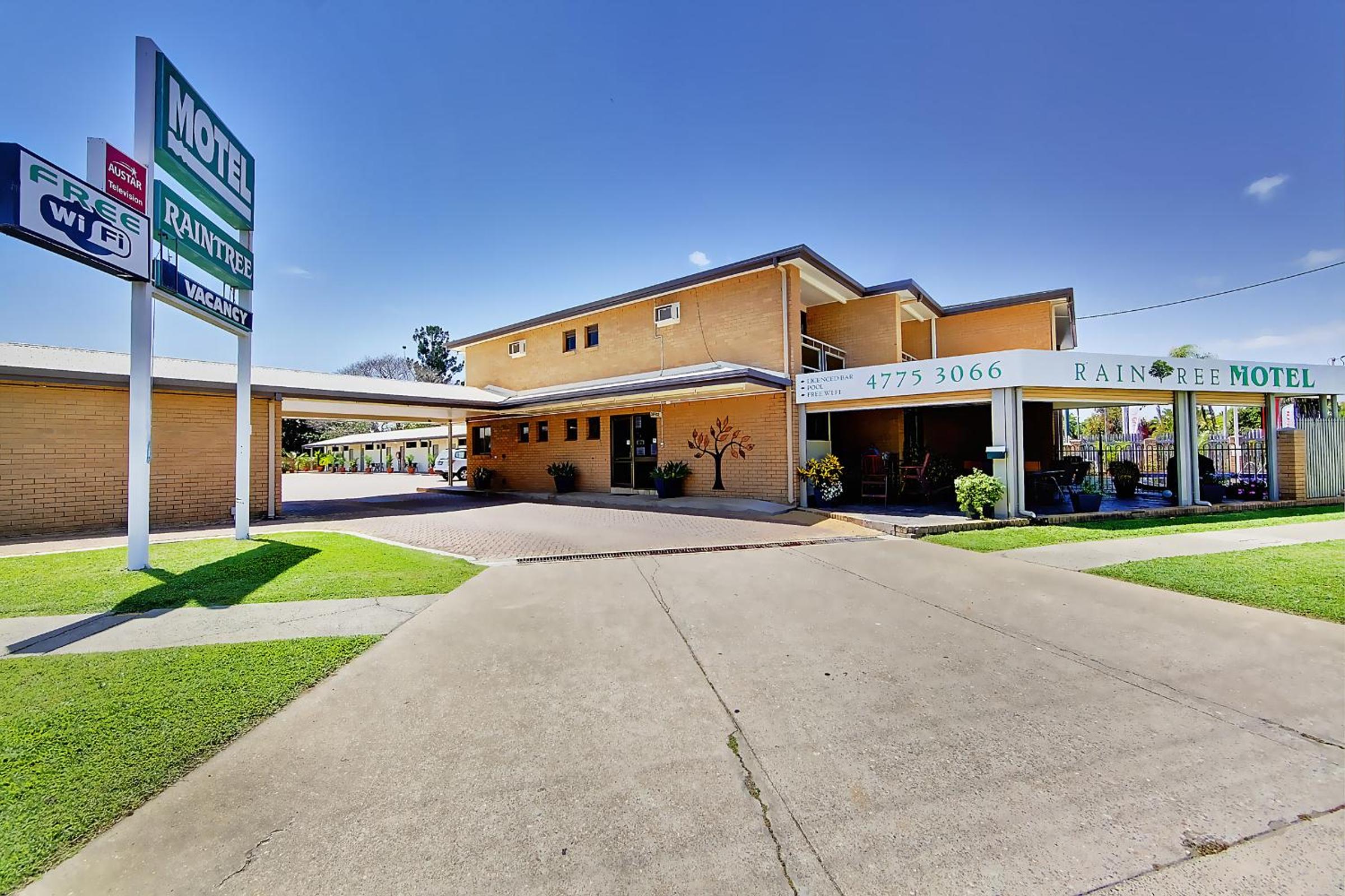 Raintree Motel