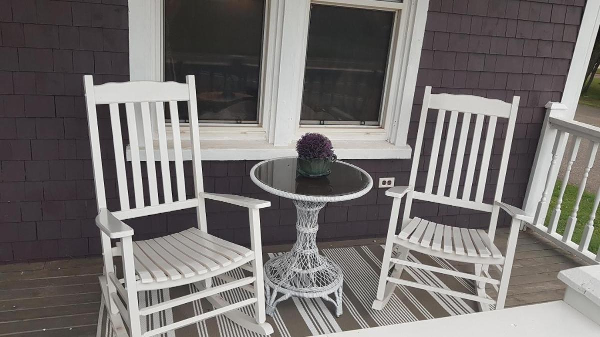 The Home Place Inn