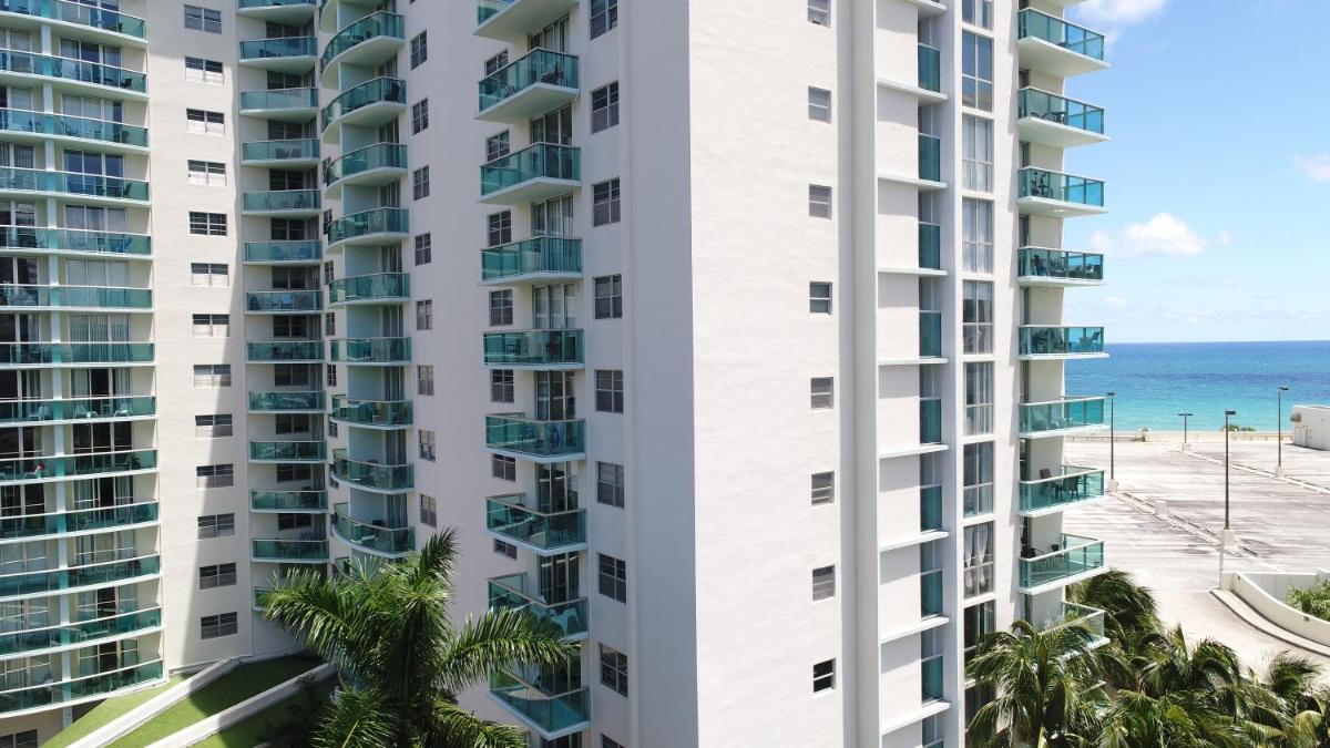 Hollywood Condos