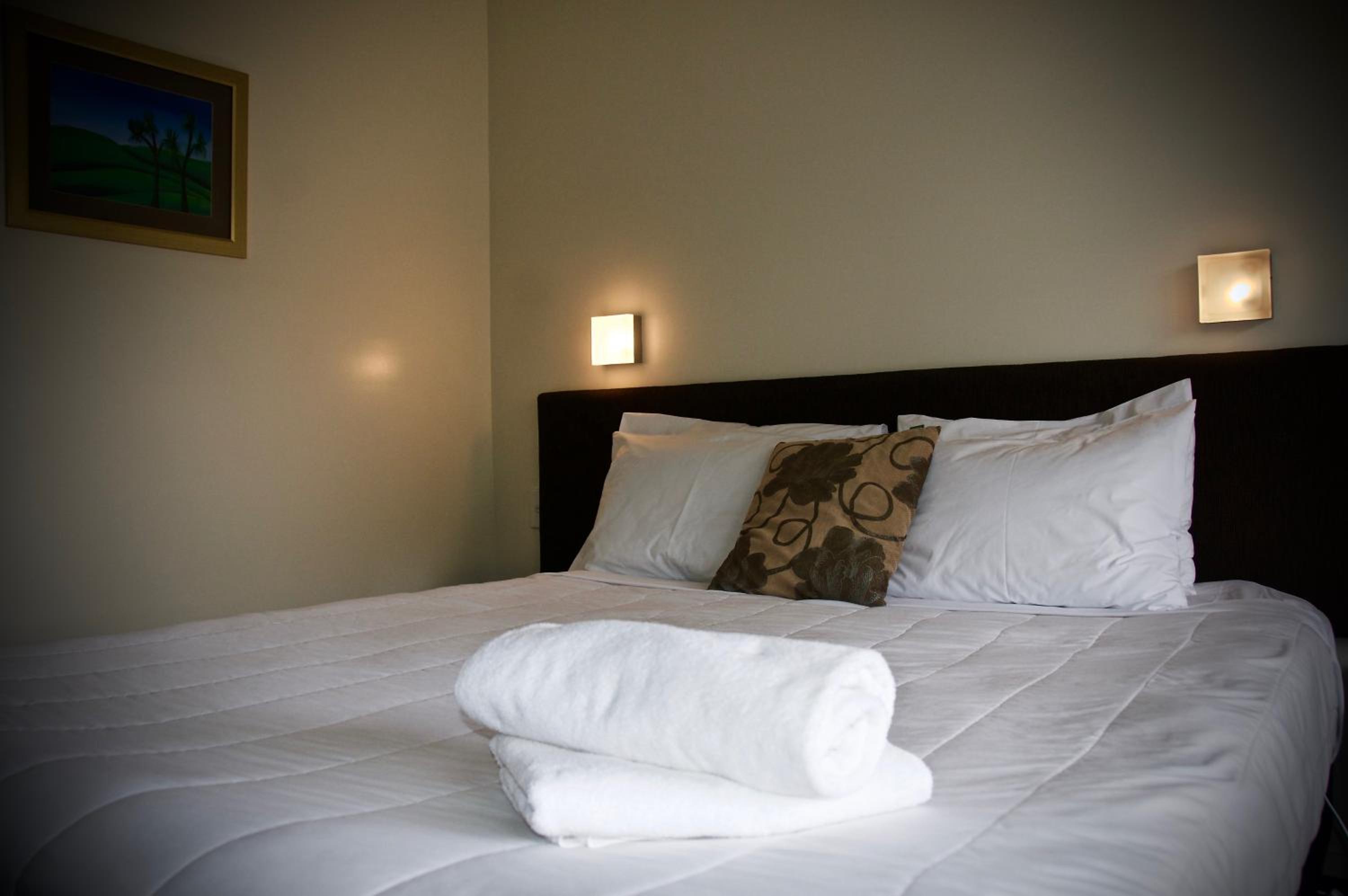 Birchwood Spa Motel