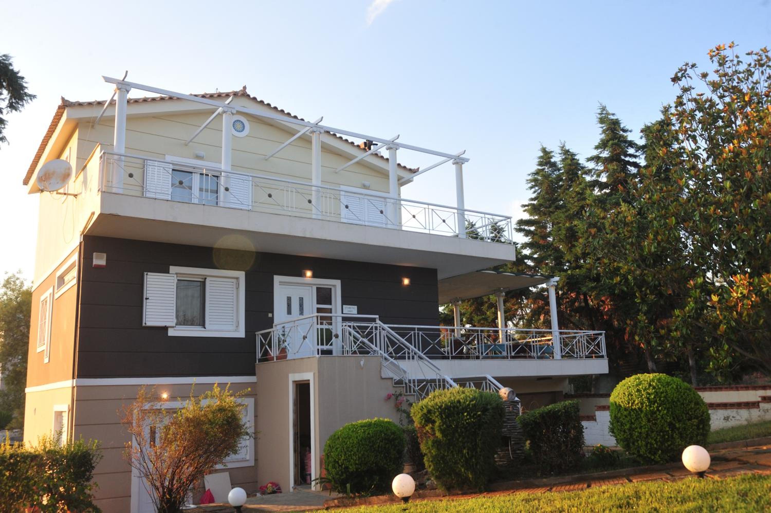 Villa Stilvi II - Α Full of Positive Energy House view 2