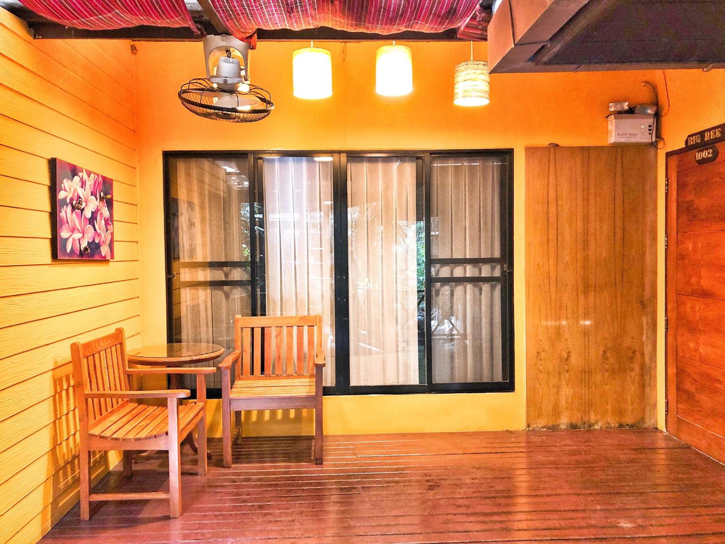 Birds and Bees Resort