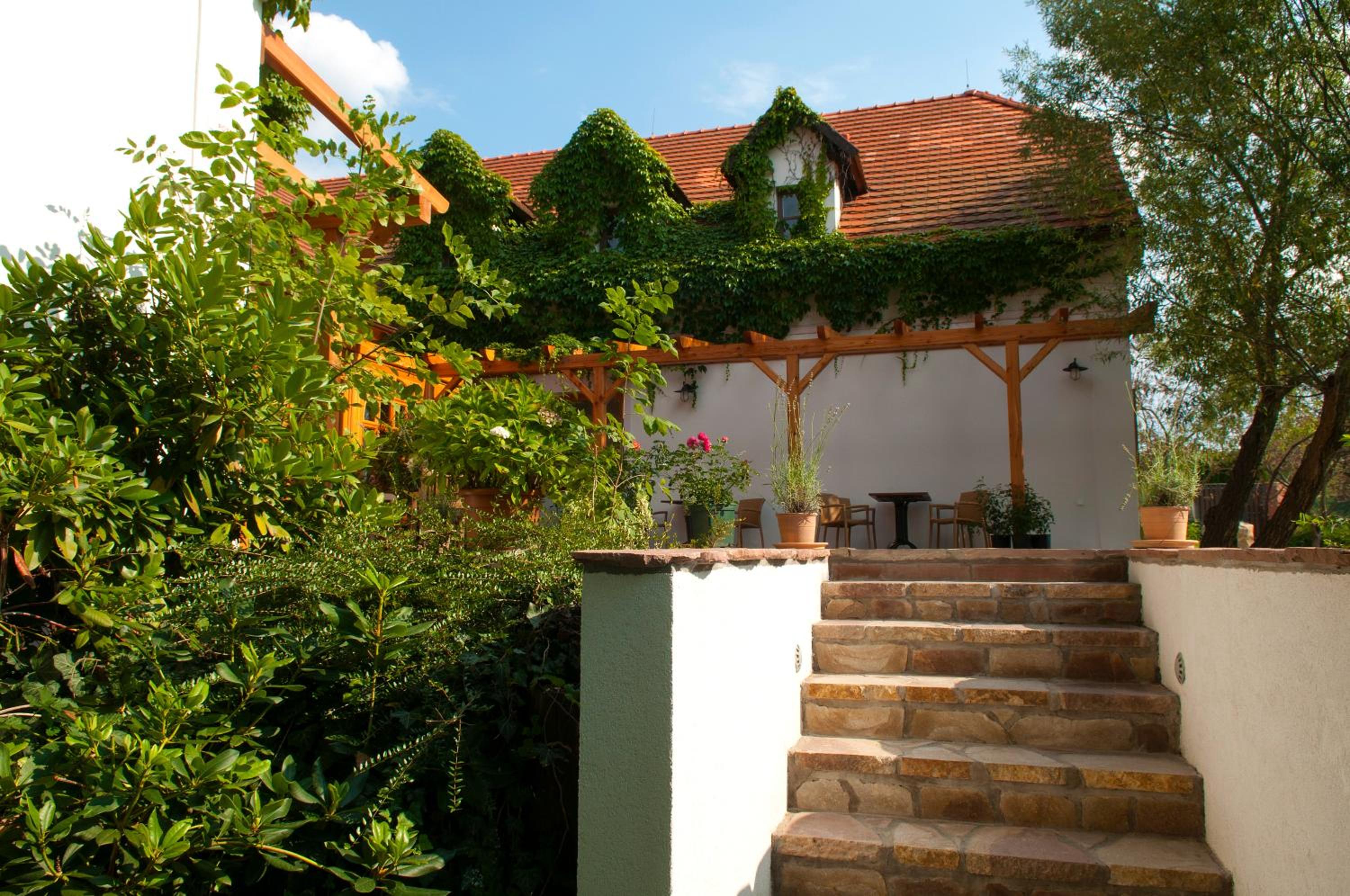Babiččina Zahrada Penzion & Restaurant