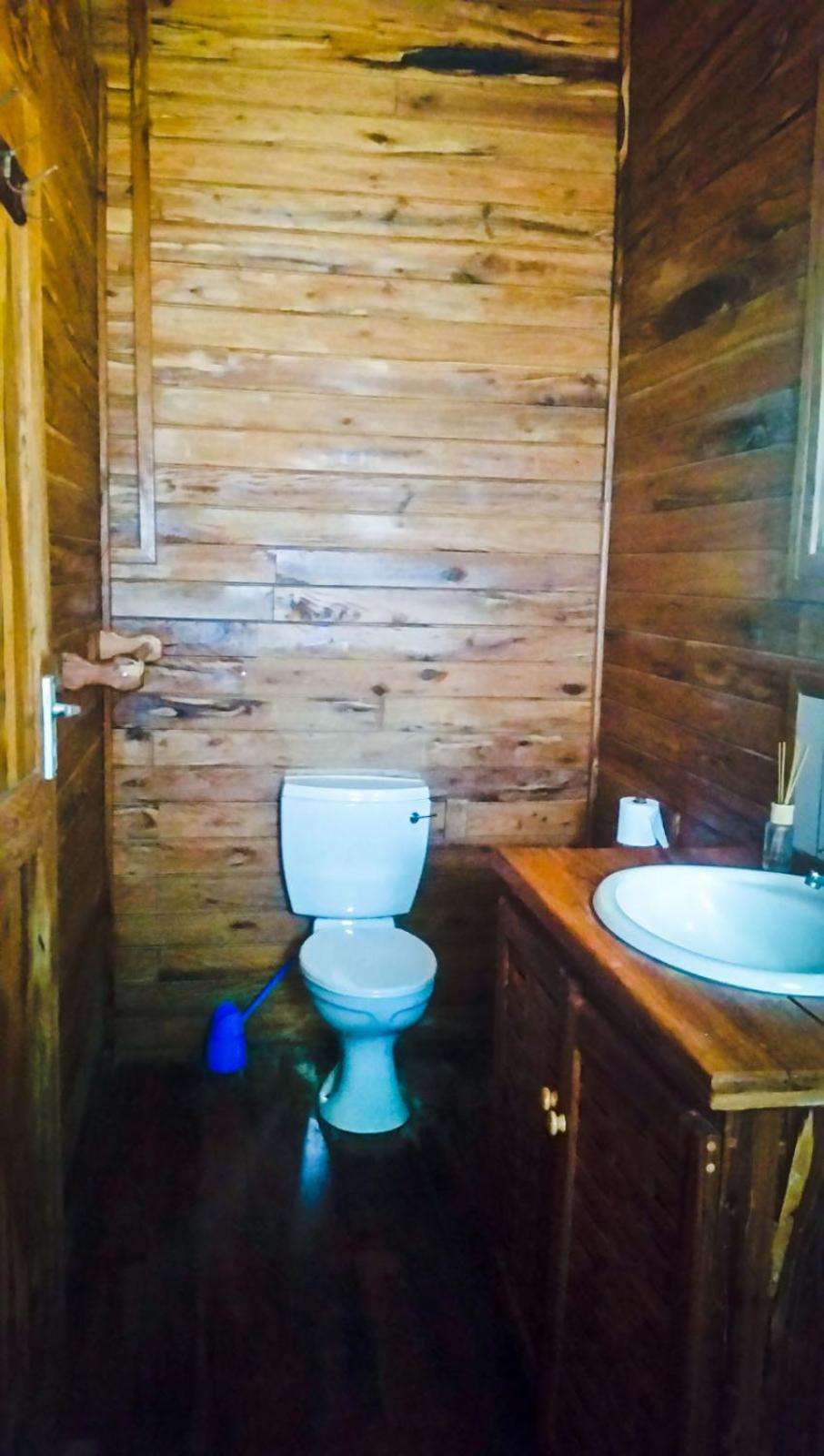 Pura Vida Lodge