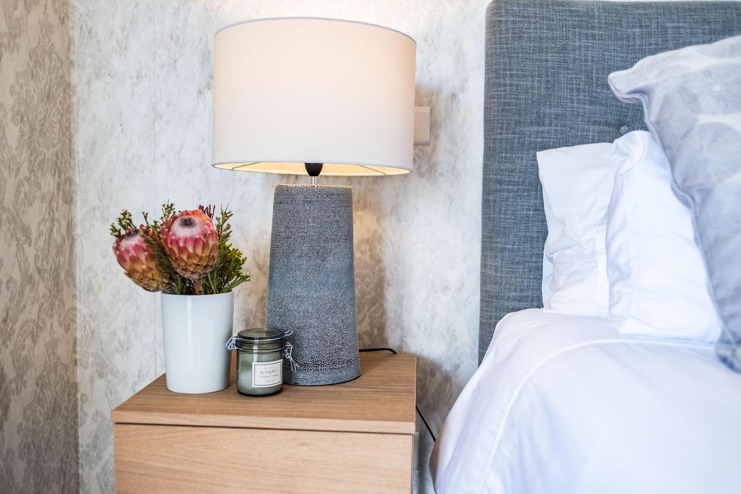Elegant Waterfront Apartment with No Loadshedding