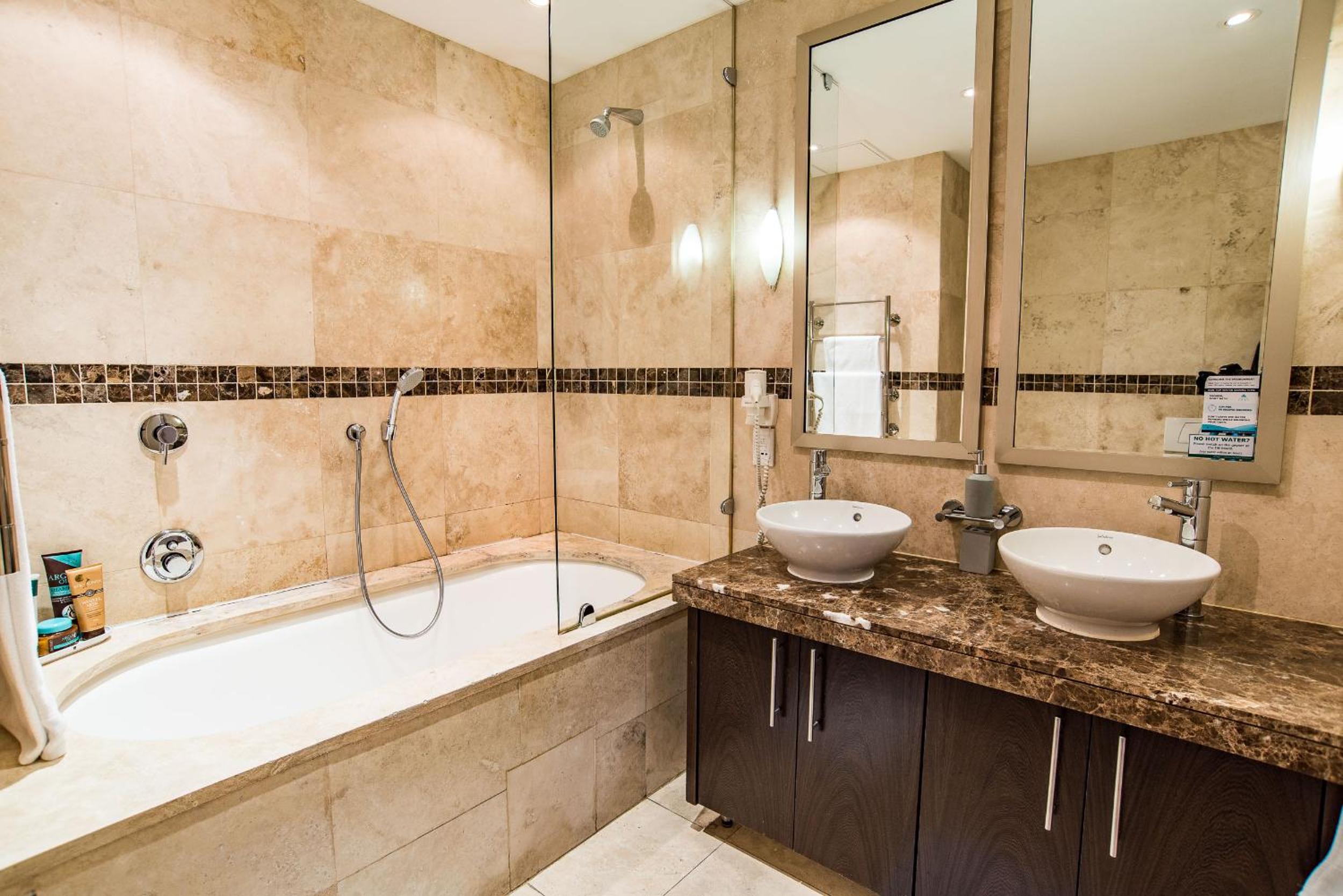 Elegant Waterfront Apartment with No Loadshedding