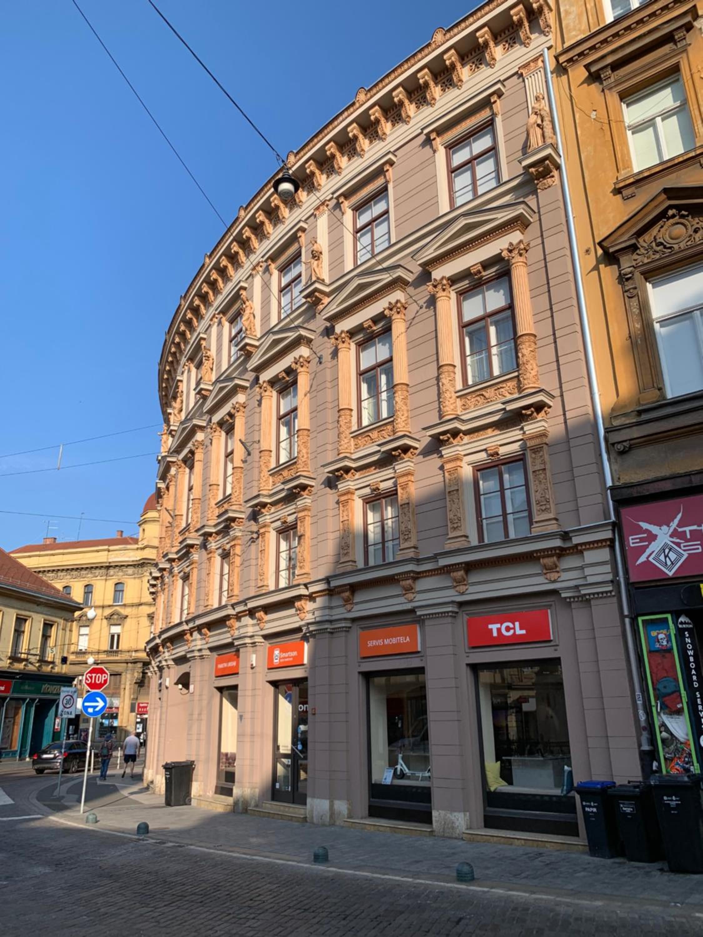 Photo 28