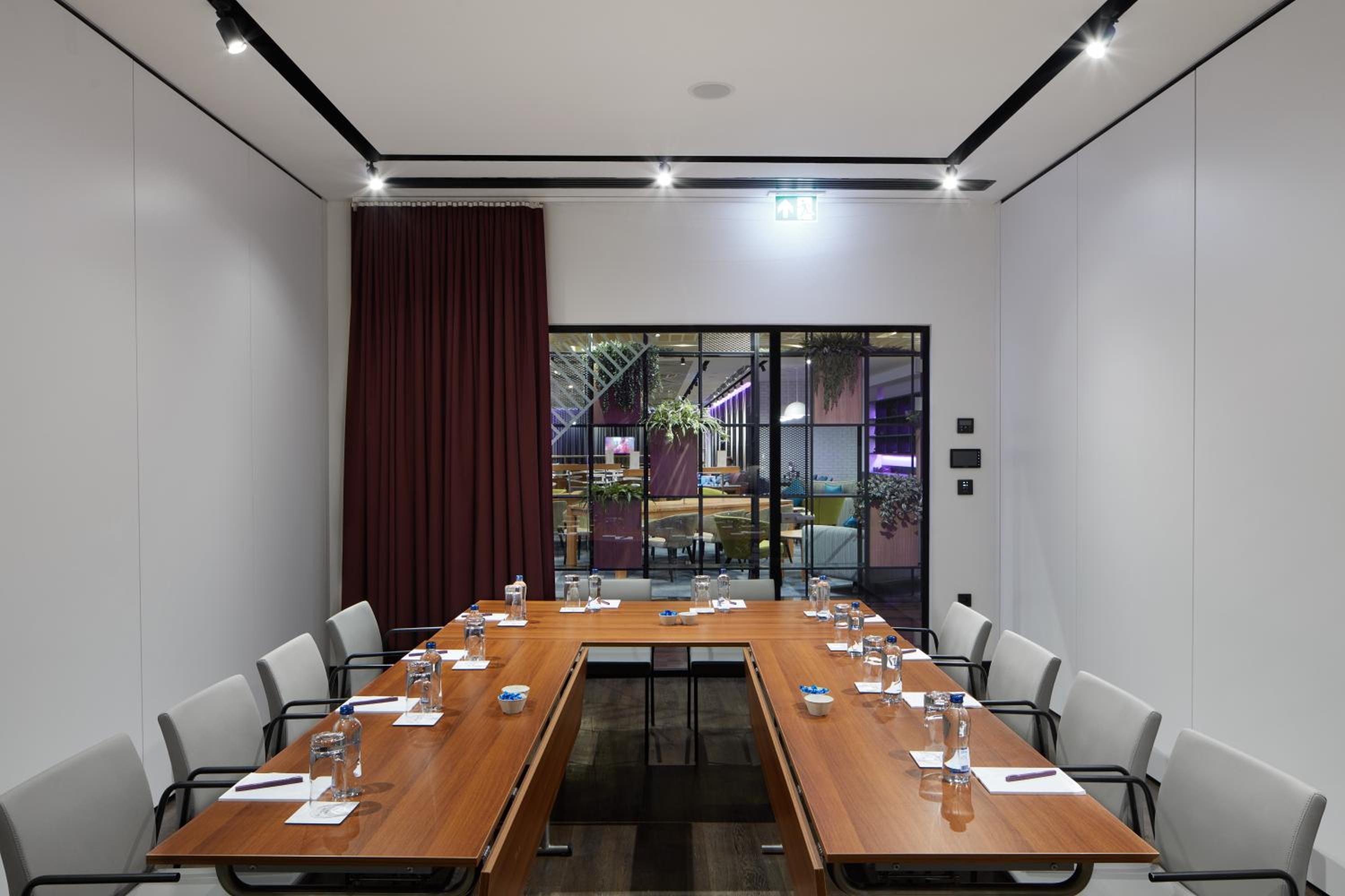YOTEL İstanbul Havalimanı, Şehir Girişi - Image 58
