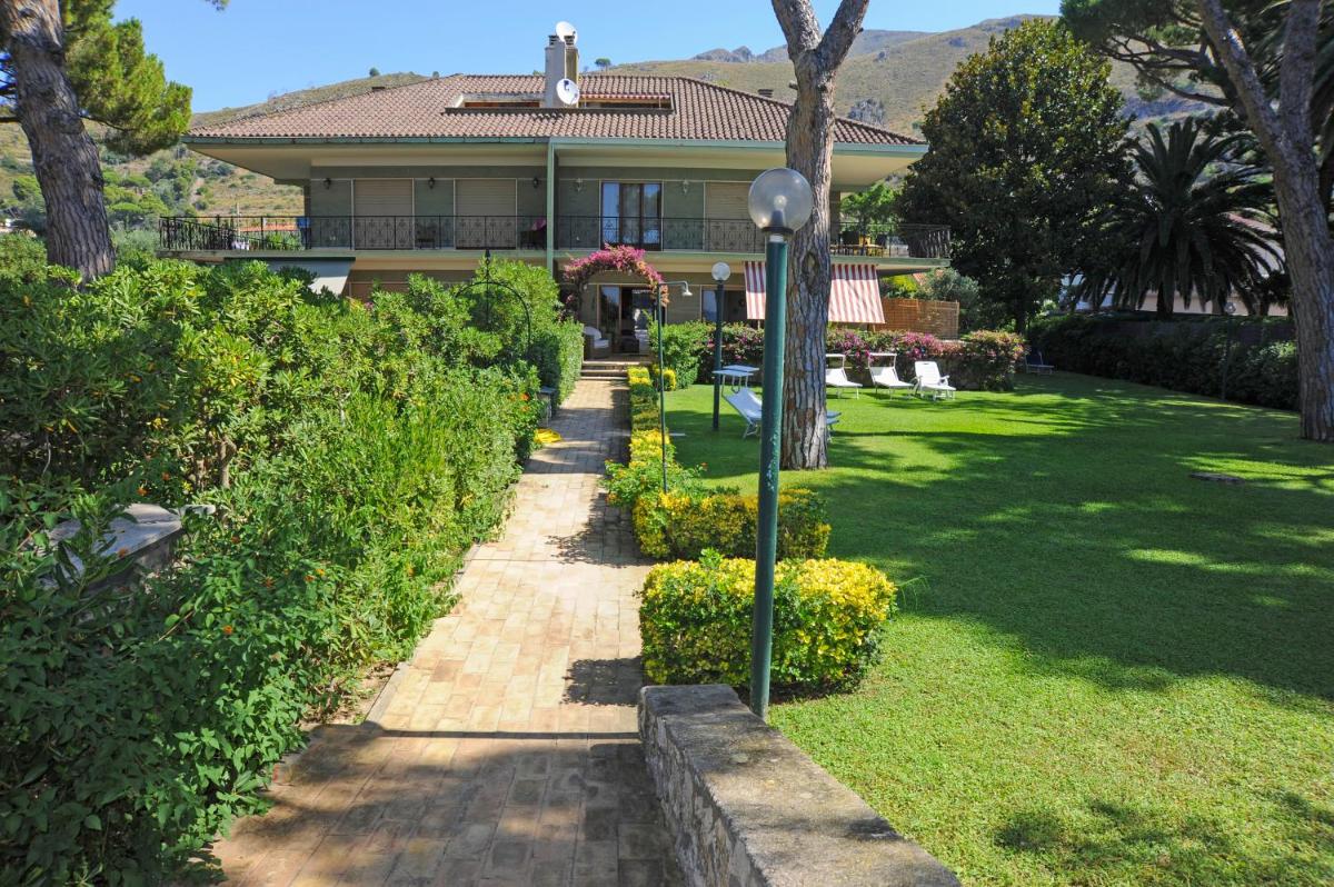 Photo 18