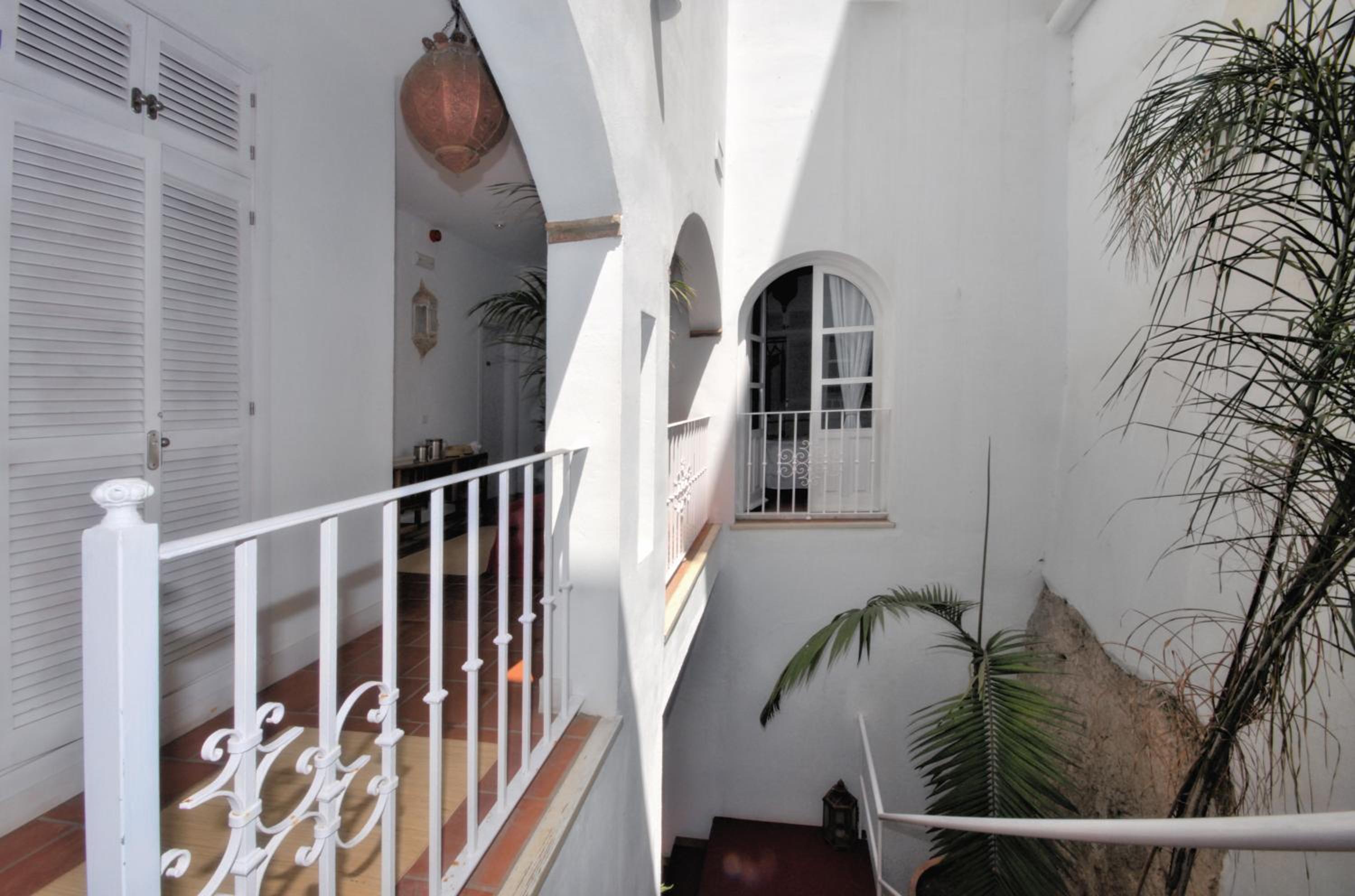 Benali Guest House
