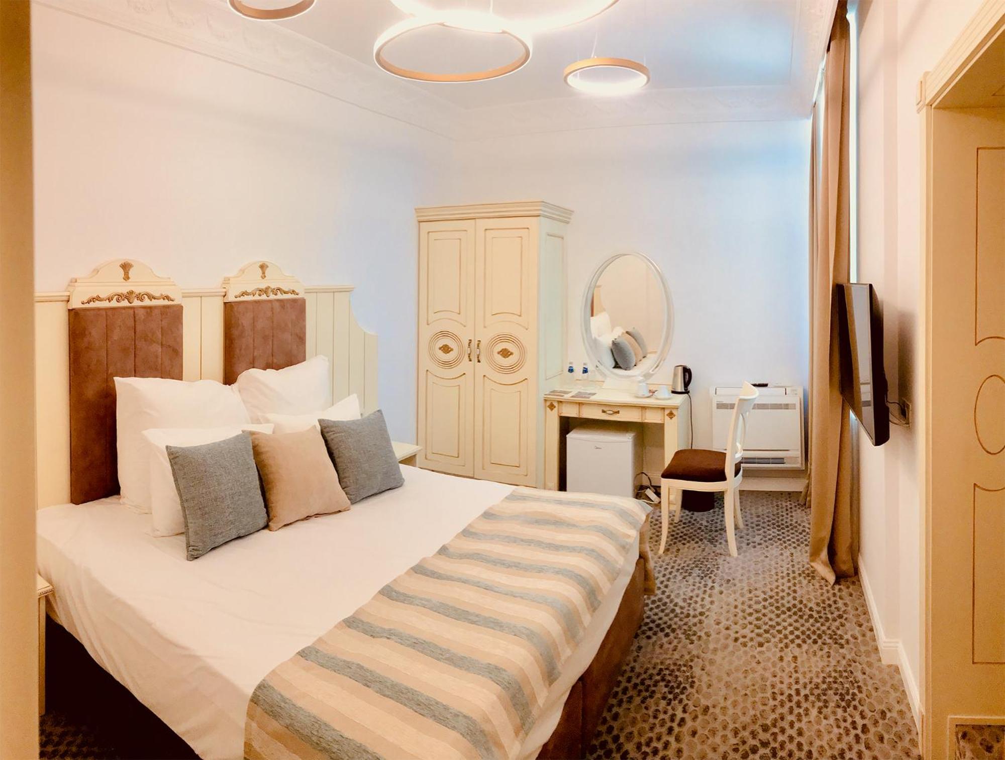 ATLAS HOUSE Luxury Suites