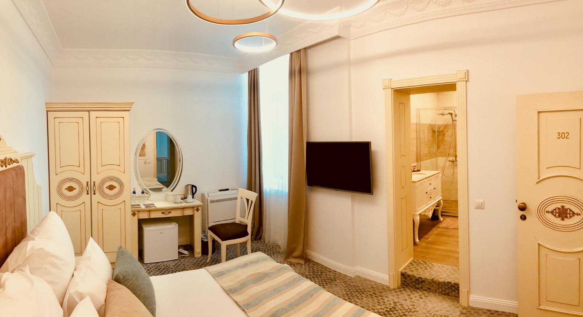 ATLAS HOUSE Luxury Suites