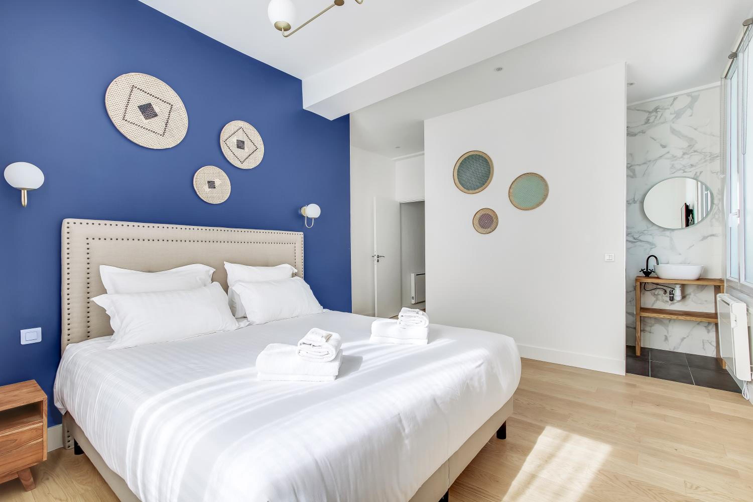 Pick A Flat's Apartment in Le Marais - Rue Saint Apoline