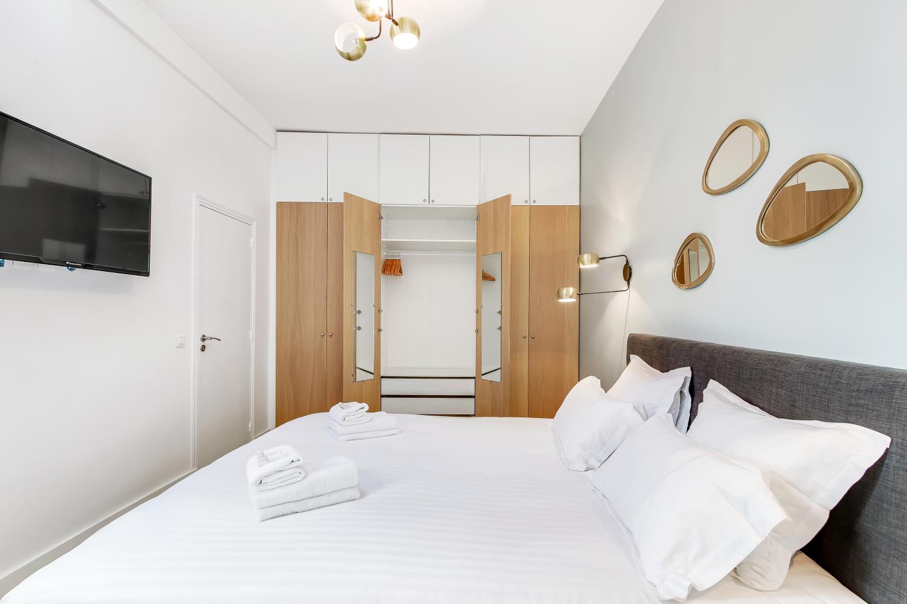 Pick A Flat's Apartment in Le Marais - Rue Saint Apoline