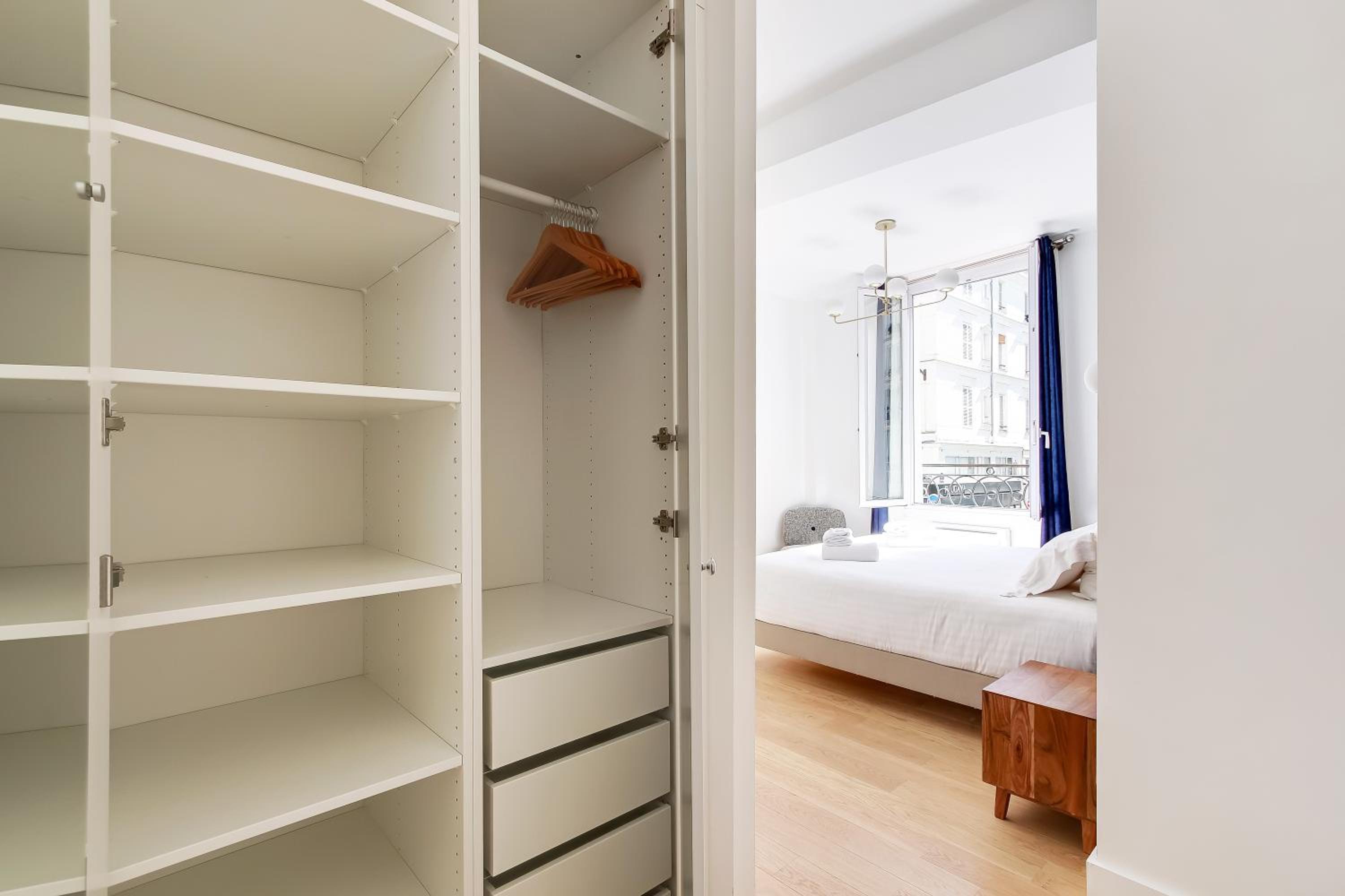 Pick A Flat's Apartment in Le Marais - Rue Saint Apoline