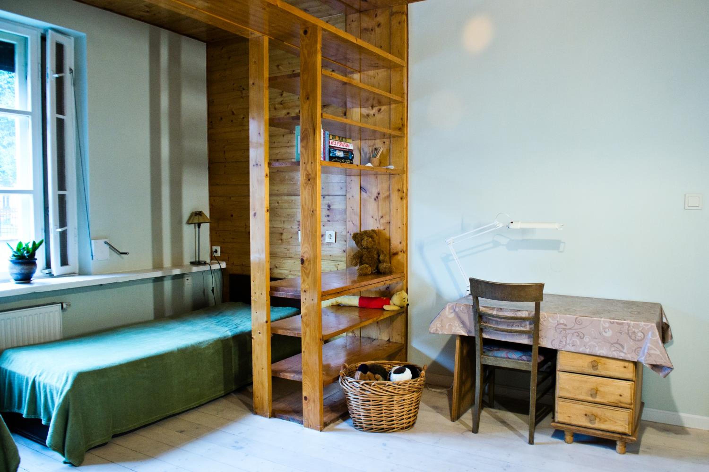 Photo 9
